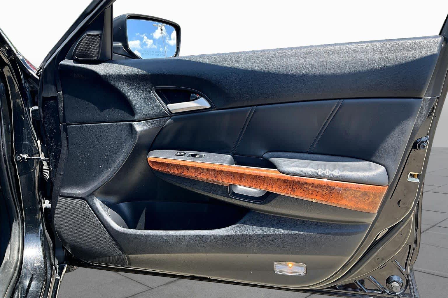 2011 Honda Accord EX-L Crystal Black Pearl at Westside Kia