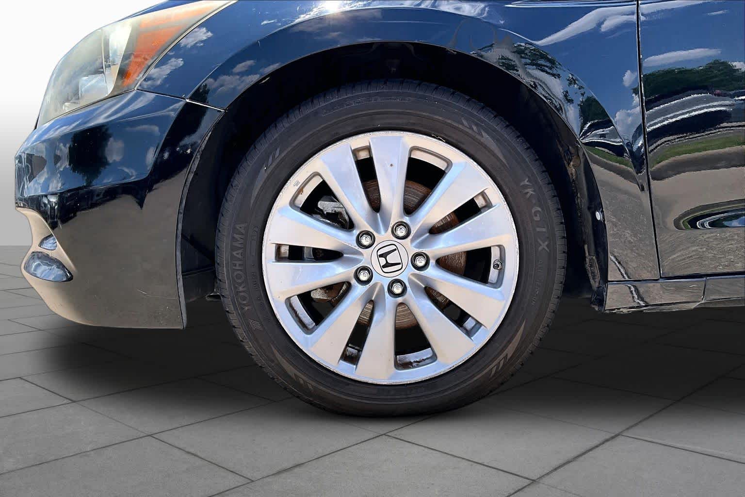 2011 Honda Accord EX-L Crystal Black Pearl at Westside Kia