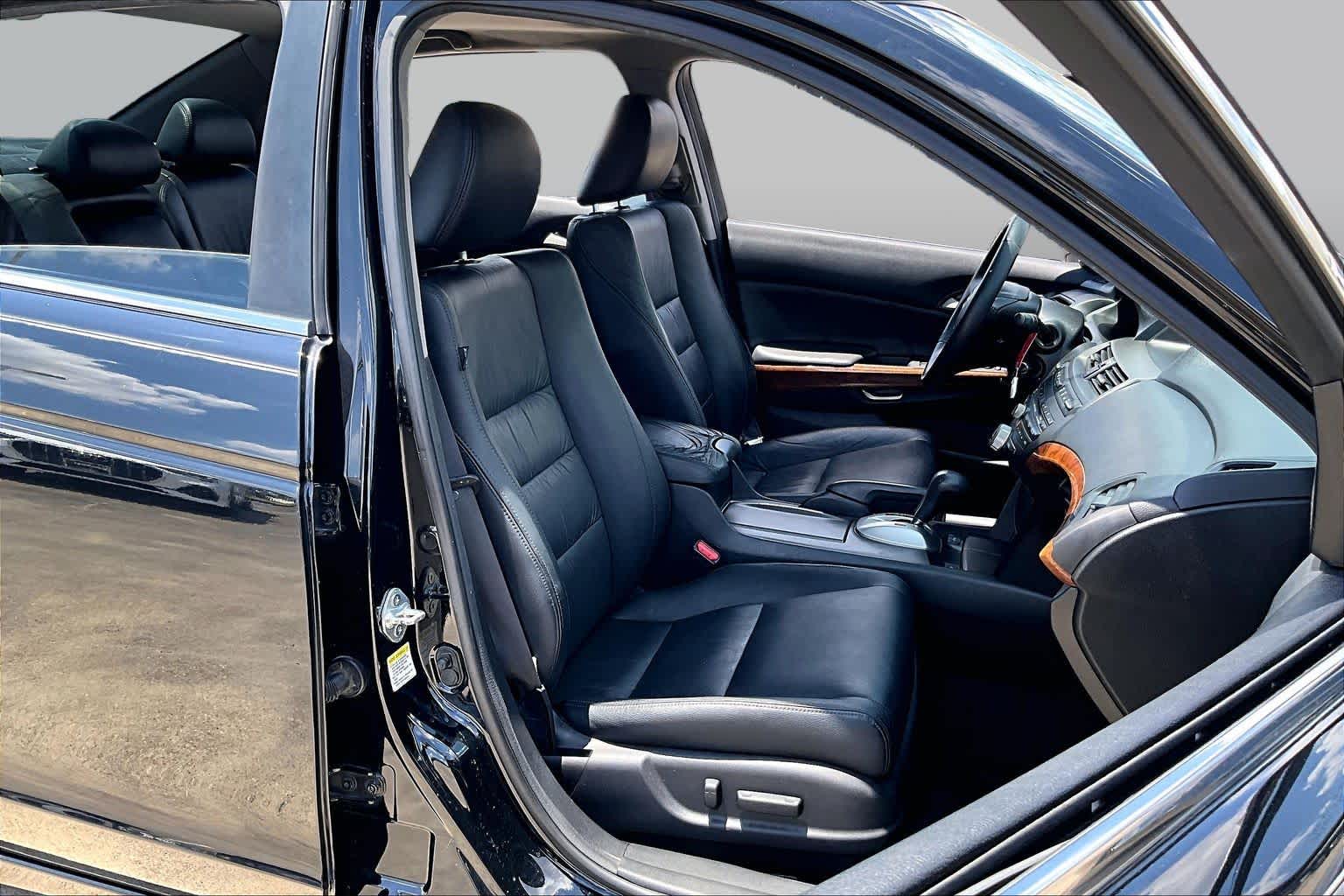 2011 Honda Accord EX-L Crystal Black Pearl at Westside Kia