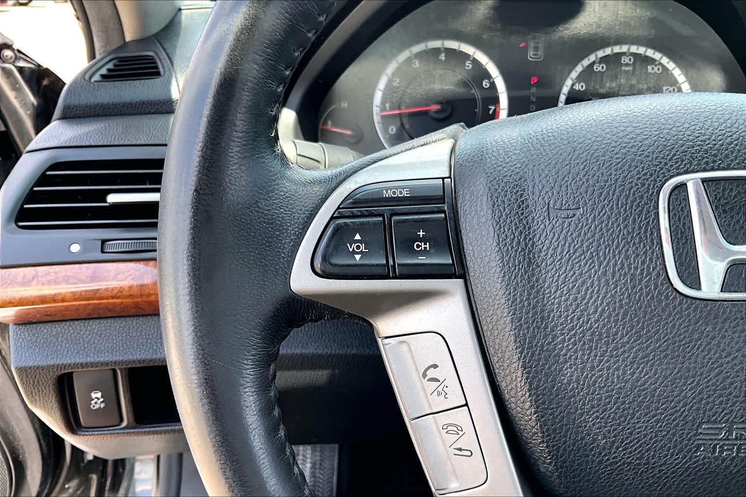 2011 Honda Accord EX-L Crystal Black Pearl at Westside Kia