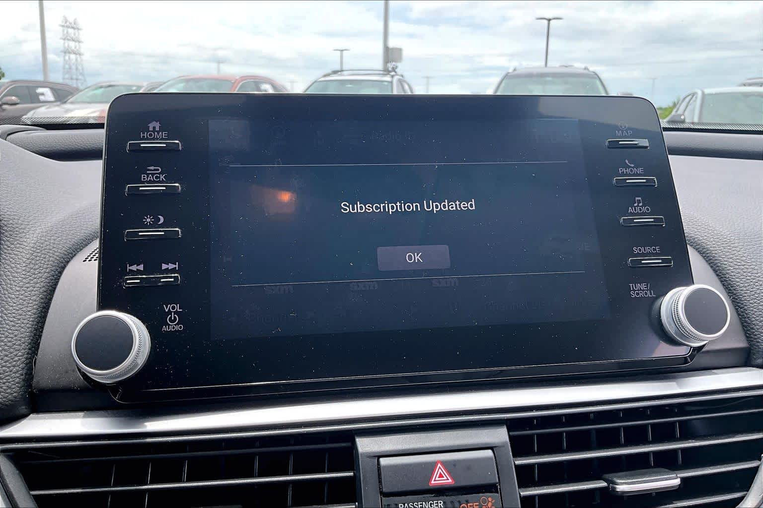 2018 Honda Accord Sedan Touring 1.5T Platinum White Pearl at Westside Kia