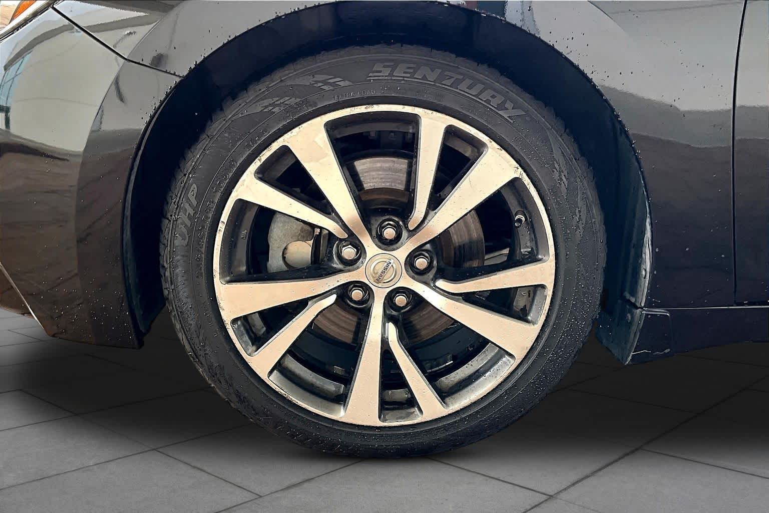 2016 Nissan Maxima 3.5 Platinum Super Black at Group 1 Toyota Southwest
