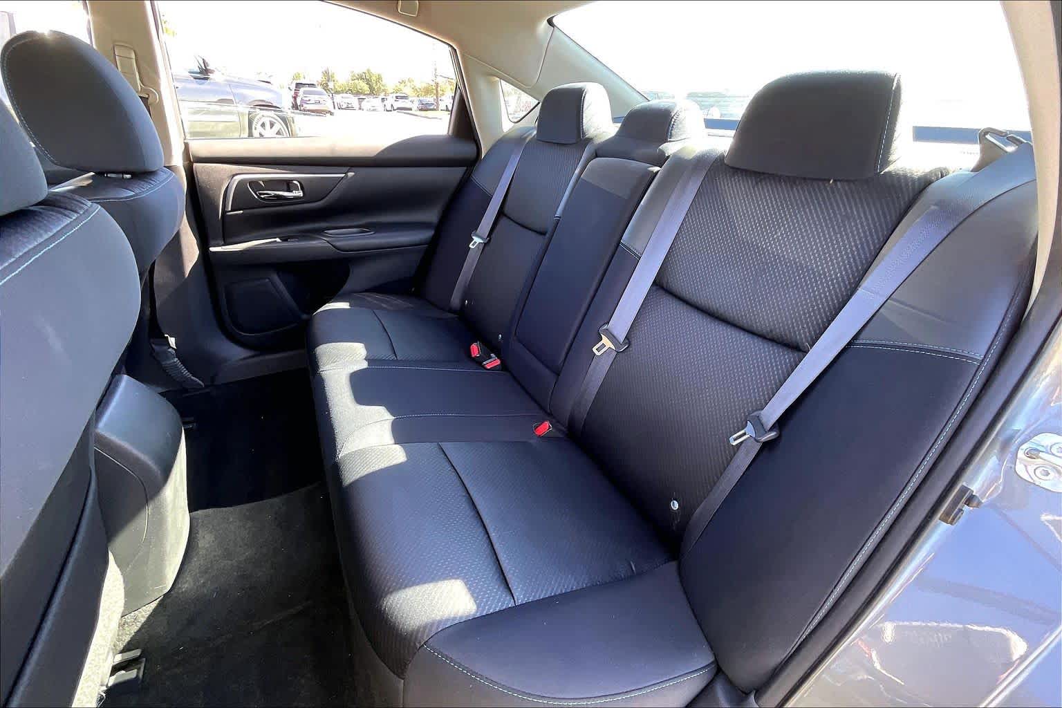 2016 Nissan Altima 2.5 SR Gun Metallic at Sterling McCall Nissan