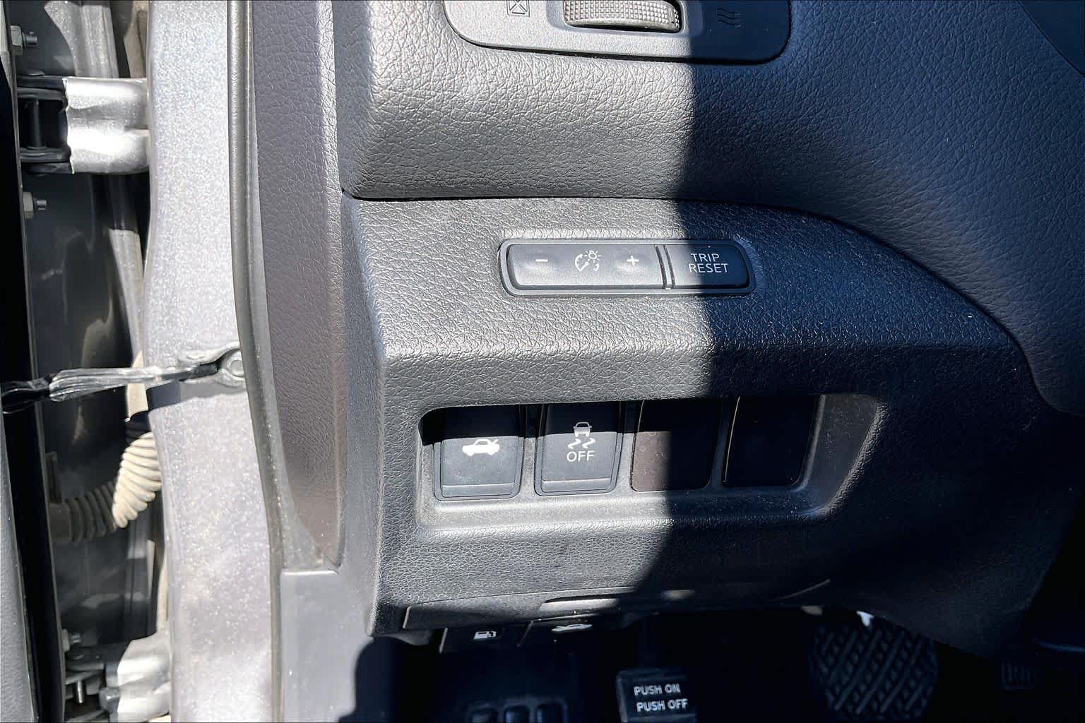 2016 Nissan Altima 2.5 SR Gun Metallic at Sterling McCall Nissan