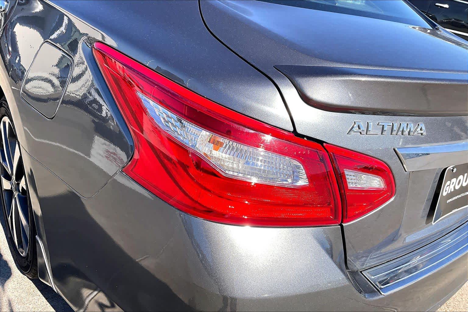 2016 Nissan Altima 2.5 SR Gun Metallic at Sterling McCall Nissan