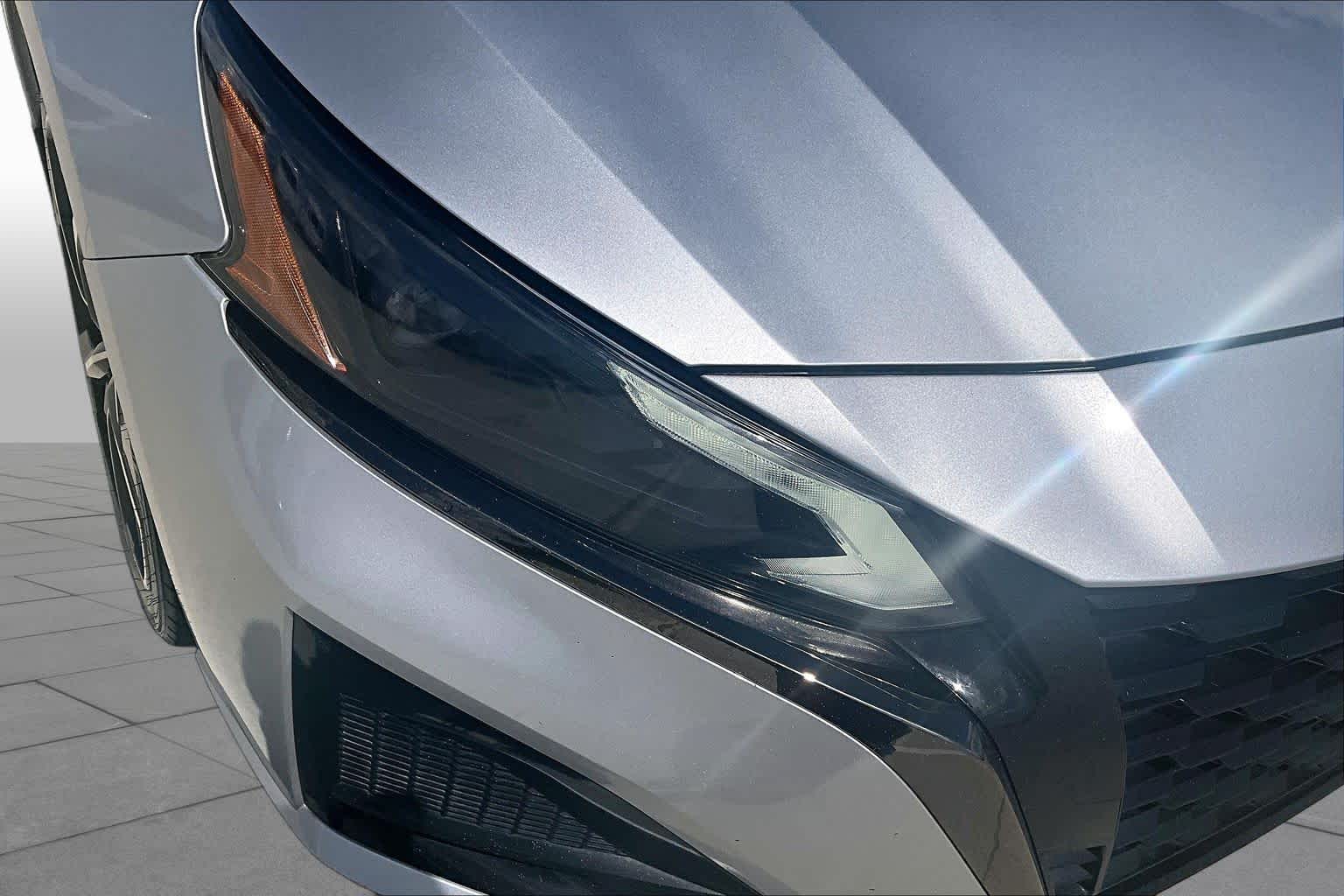 2023 Nissan Altima 2.5 SR Brilliant Silver Metallic at Davis Chevrolet
