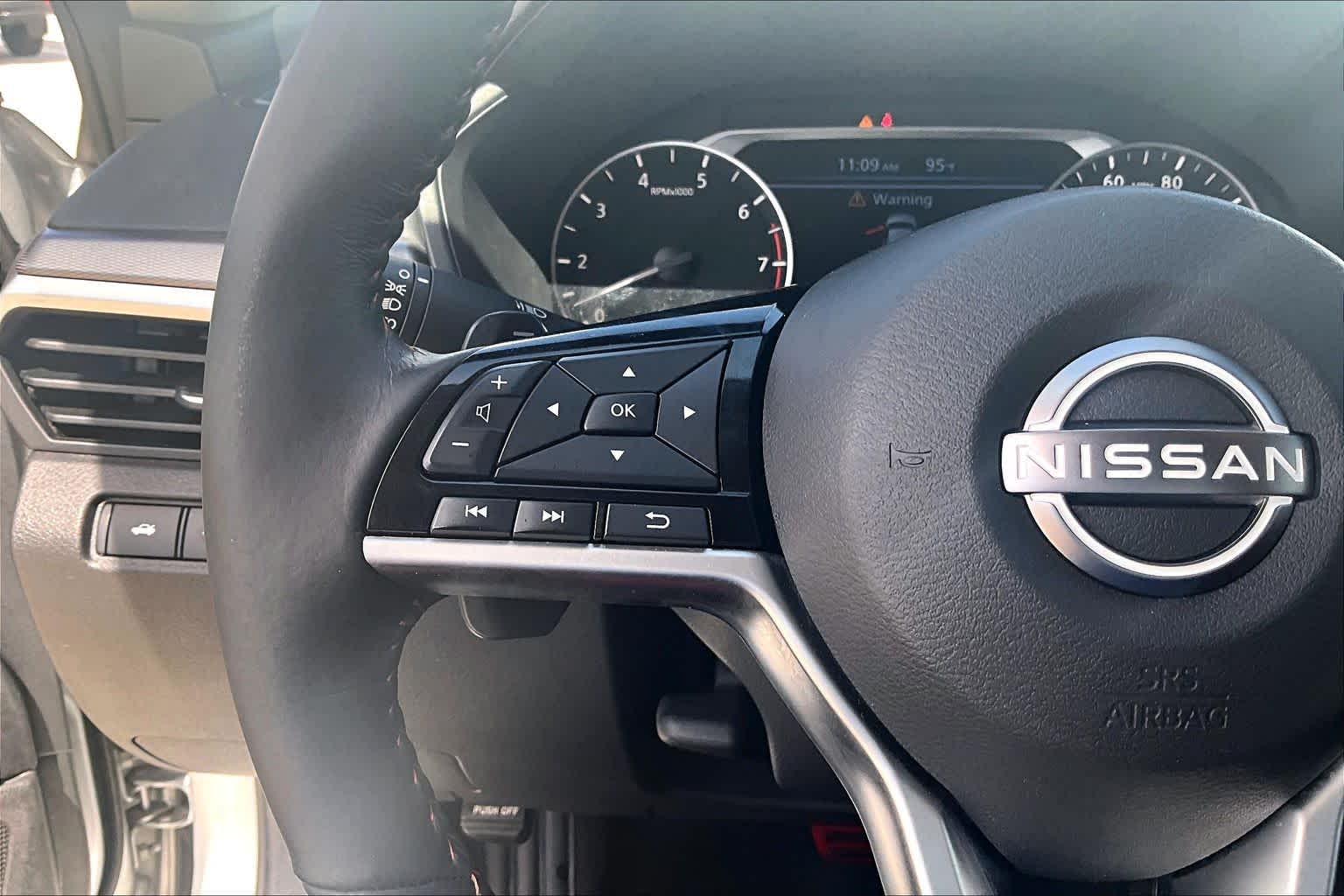 2023 Nissan Altima 2.5 SR Brilliant Silver Metallic at Davis Chevrolet
