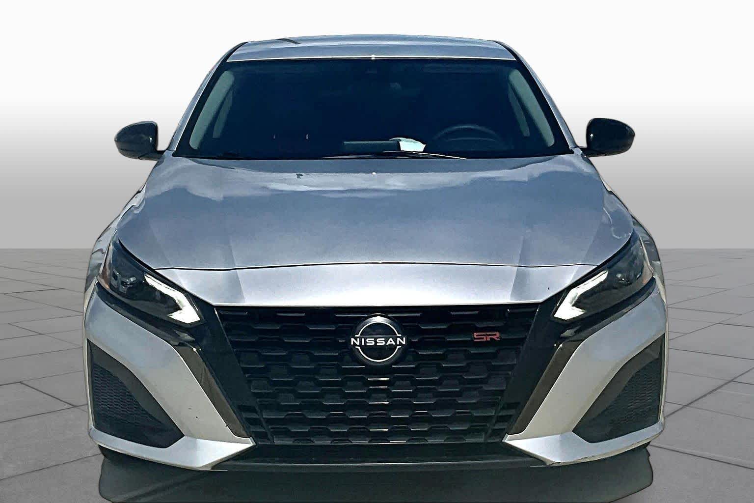 2023 Nissan Altima 2.5 SR Brilliant Silver Metallic at Davis Chevrolet