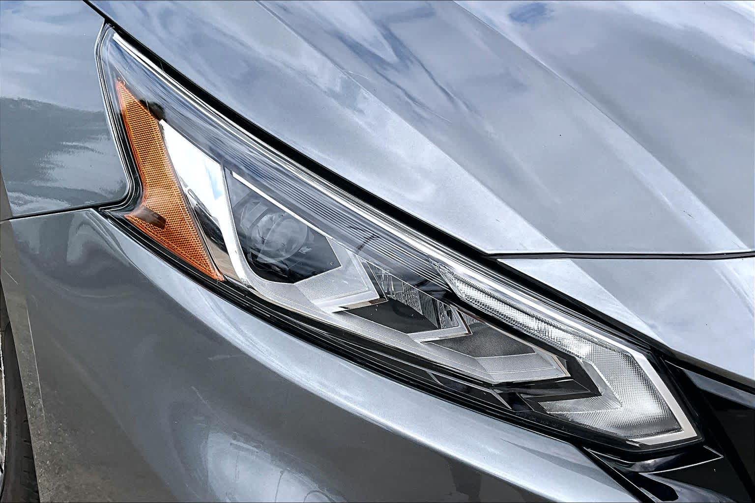 2022 Nissan Altima 2.5 SR Gun Metallic at Sterling McCall Nissan