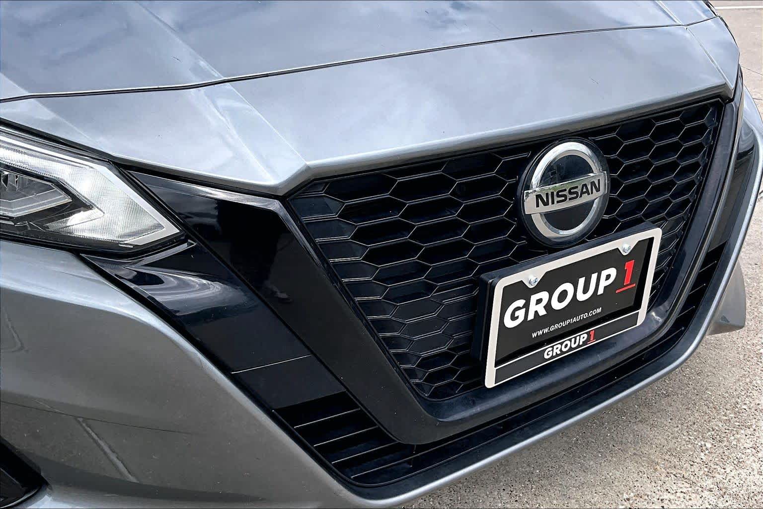 2022 Nissan Altima 2.5 SR Gun Metallic at Sterling McCall Nissan