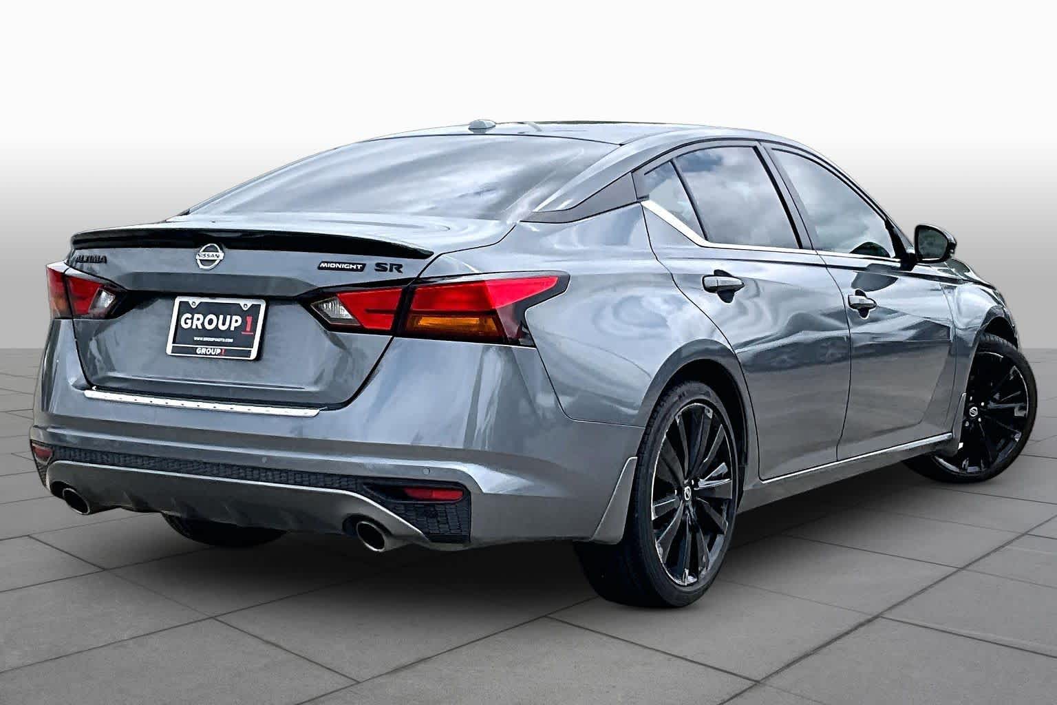 2022 Nissan Altima 2.5 SR Gun Metallic at Sterling McCall Nissan
