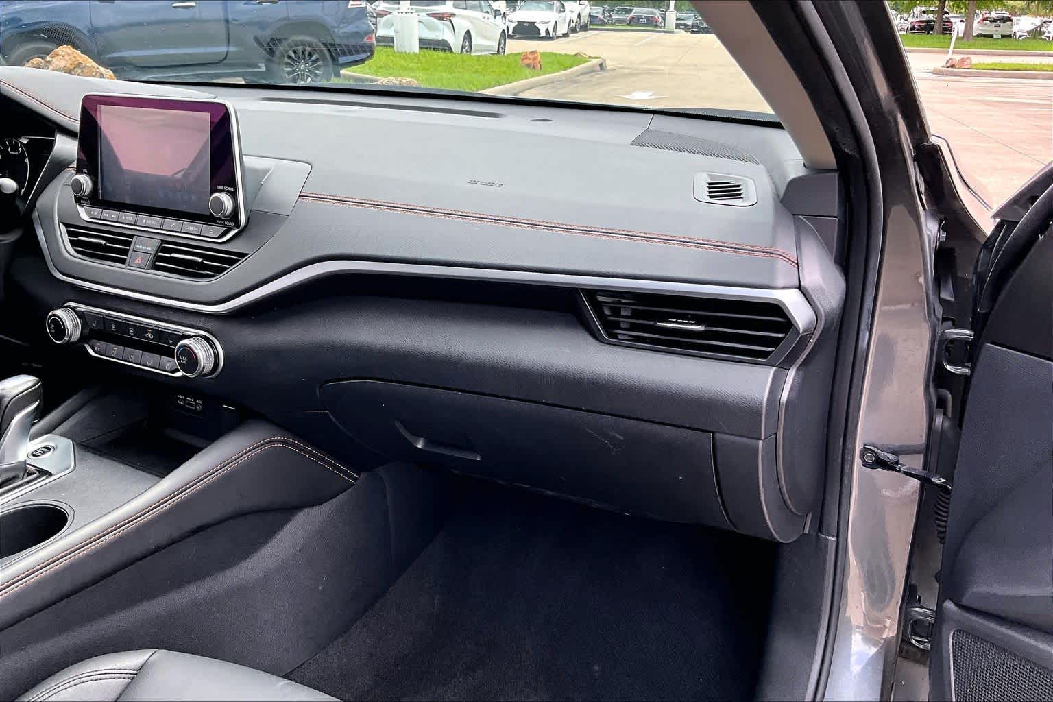 2022 Nissan Altima 2.5 SR Gun Metallic at Sterling McCall Nissan