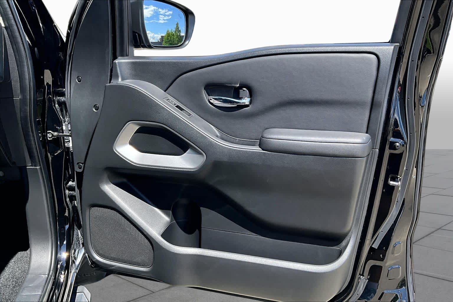 2023 Nissan Frontier SV Super Black at Group 1 GMC Buick South