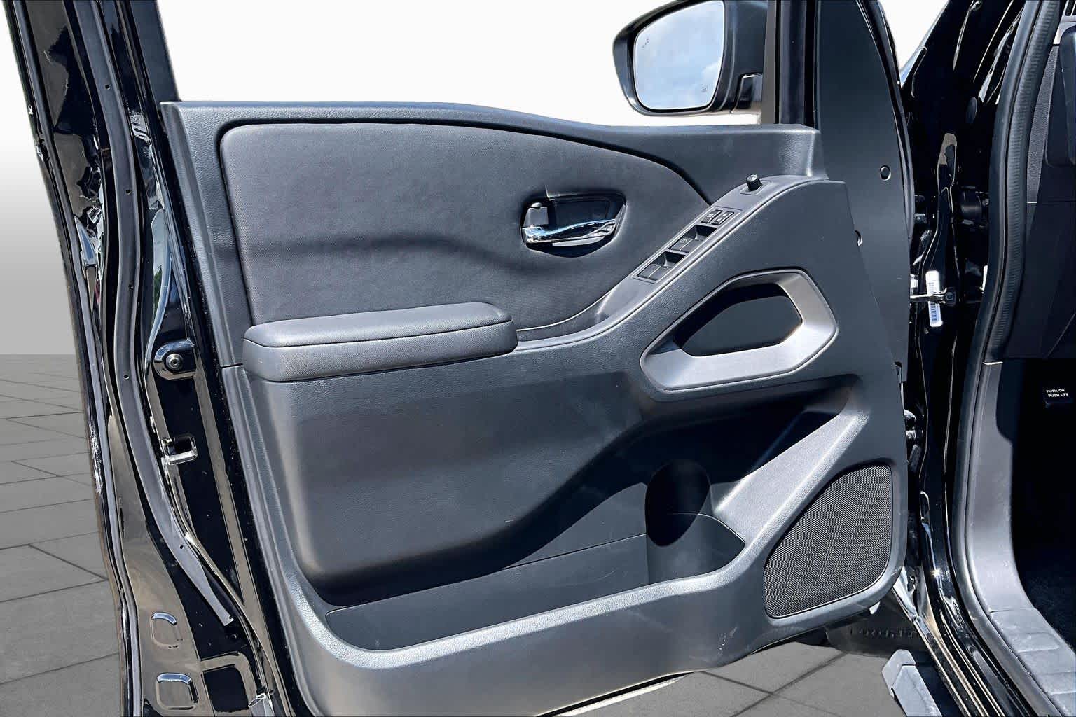 2023 Nissan Frontier SV Super Black at Group 1 GMC Buick South