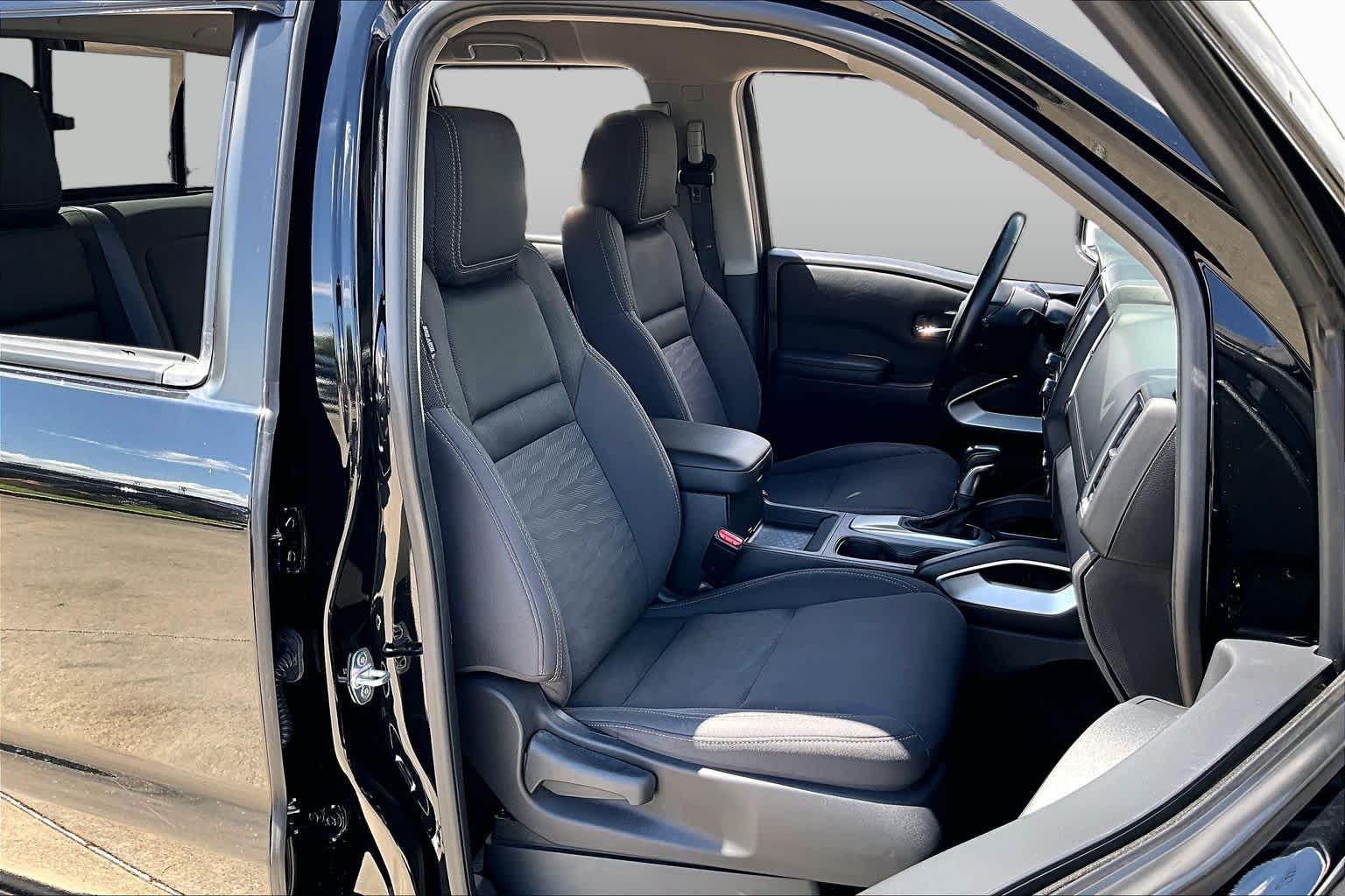 2023 Nissan Frontier SV Super Black at Group 1 GMC Buick South