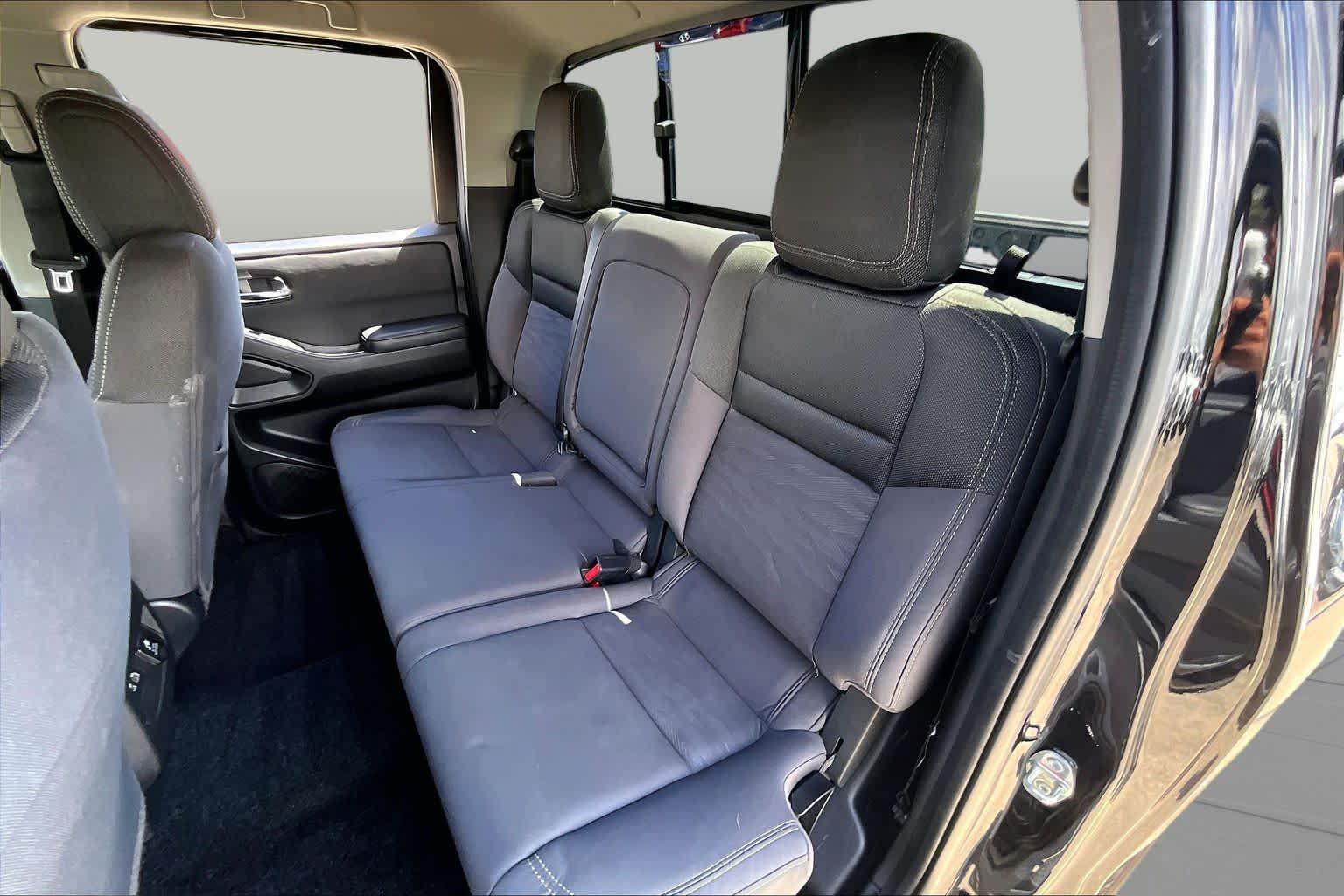 2023 Nissan Frontier SV Super Black at Group 1 GMC Buick South