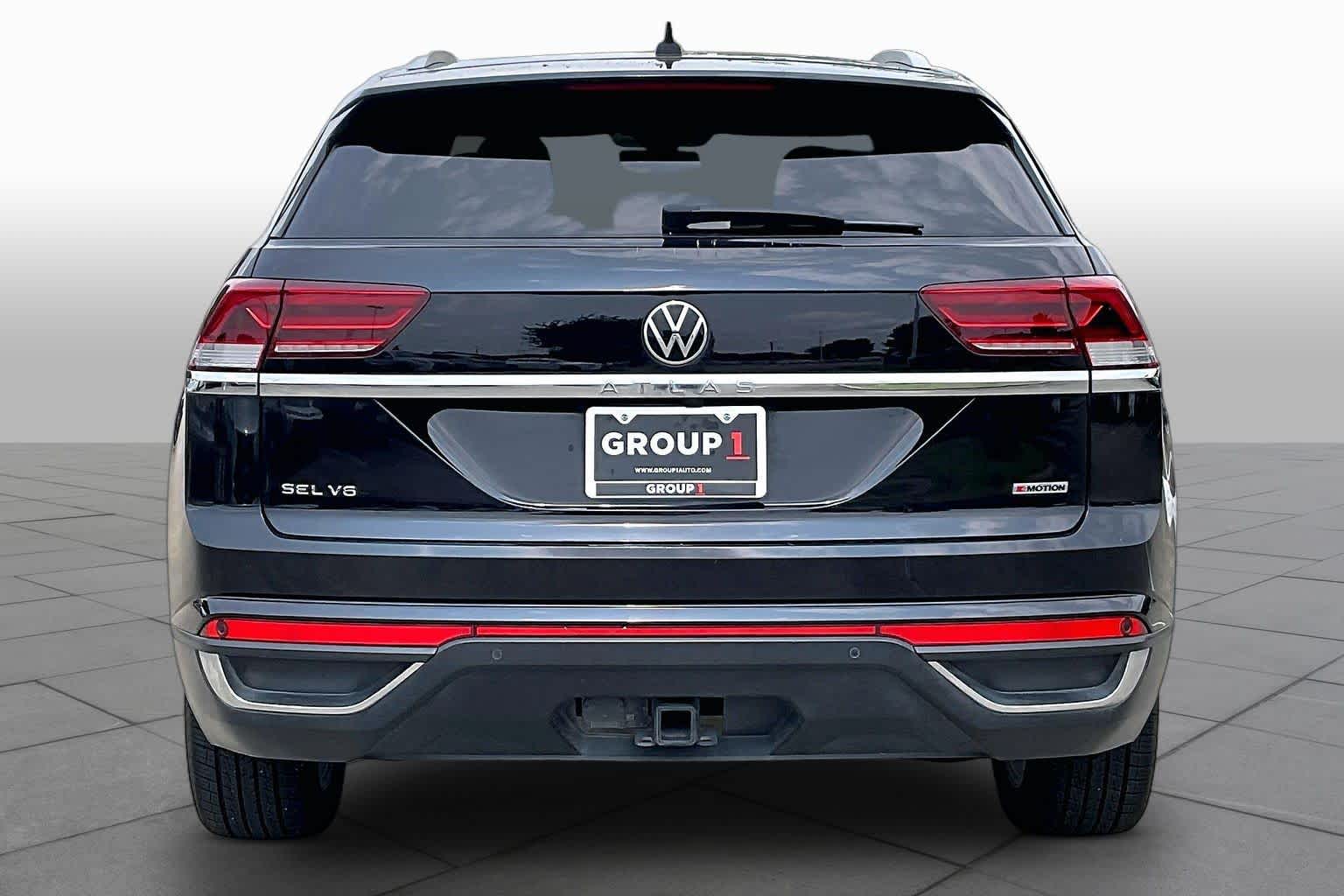 2021 Volkswagen Atlas Cross Sport 3.6L V6 SEL Deep Black Pearl at AutoNation USA Katy