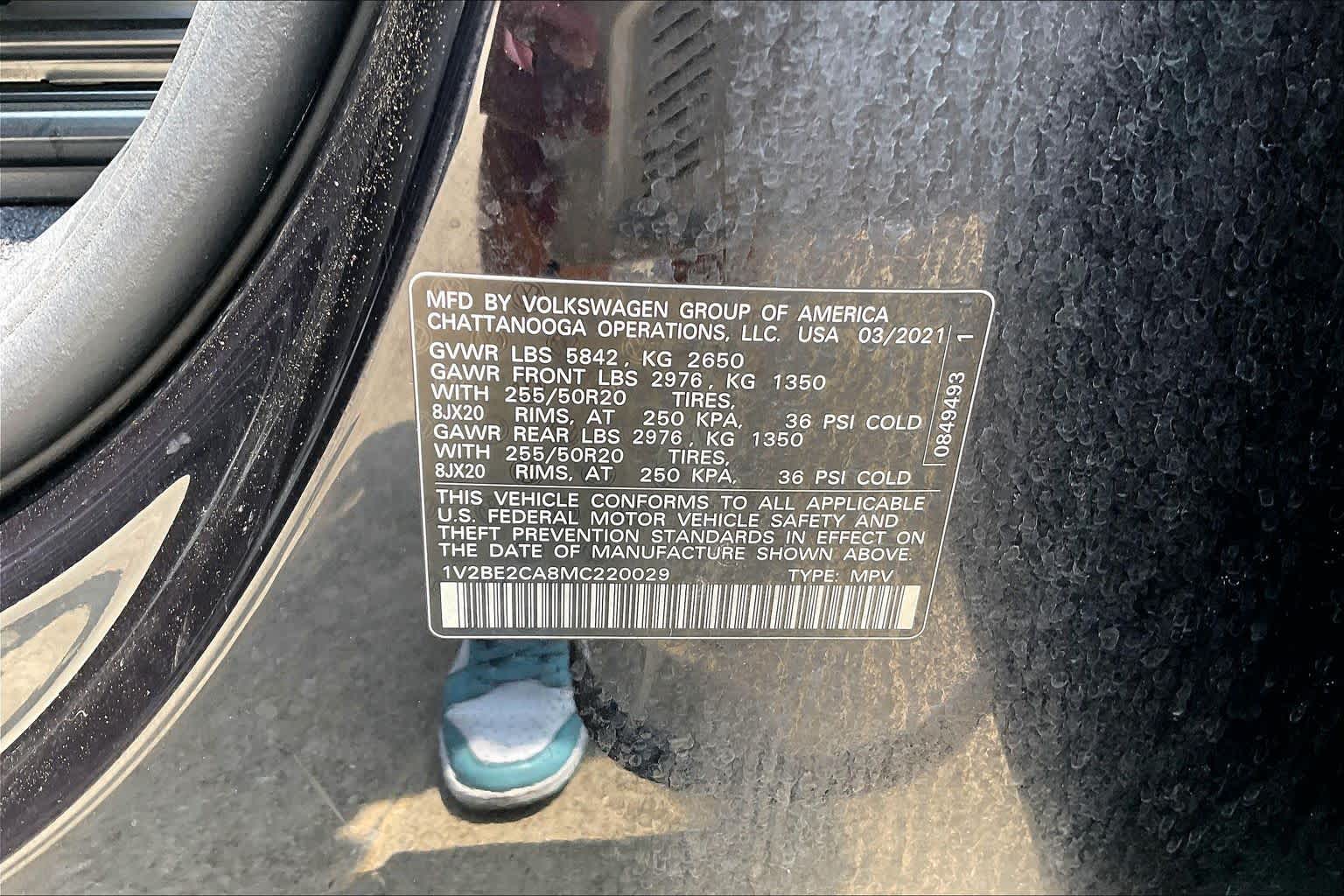 2021 Volkswagen Atlas Cross Sport 3.6L V6 SEL Deep Black Pearl at AutoNation USA Katy