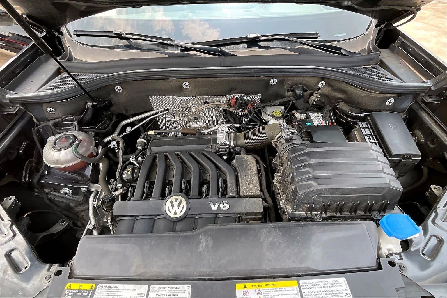 2021 Volkswagen Atlas Cross Sport 3.6L V6 SEL Deep Black Pearl at AutoNation USA Katy