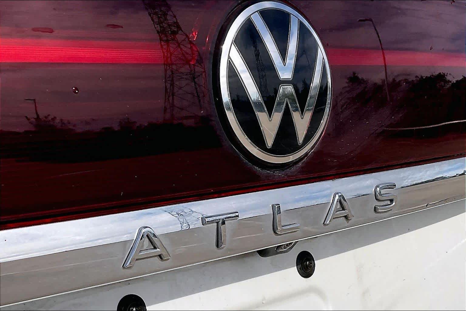 2024 Volkswagen Atlas Cross Sport 2.0T SEL Premium R-Line Opal White Pearl at Texan GMC Buick