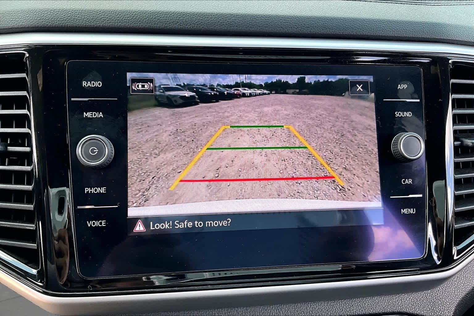 2022 Volkswagen Atlas Cross Sport 2.0T SE w/Technology Pure White at AutoNation USA Houston