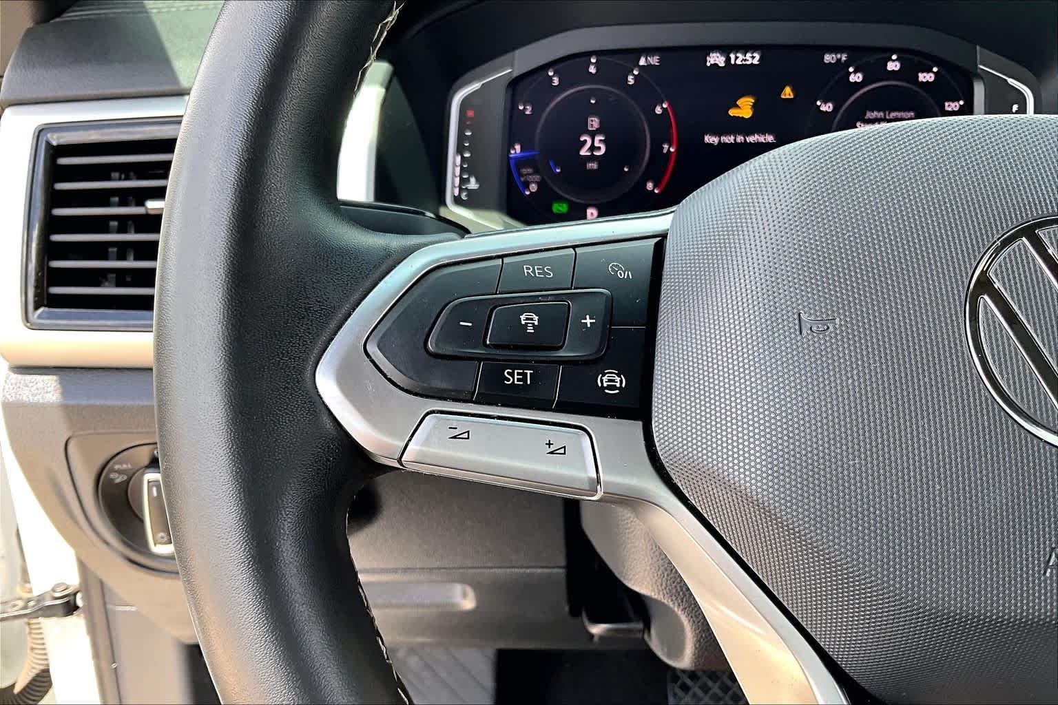2022 Volkswagen Atlas Cross Sport 2.0T SE w/Technology Pure White at AutoNation USA Houston