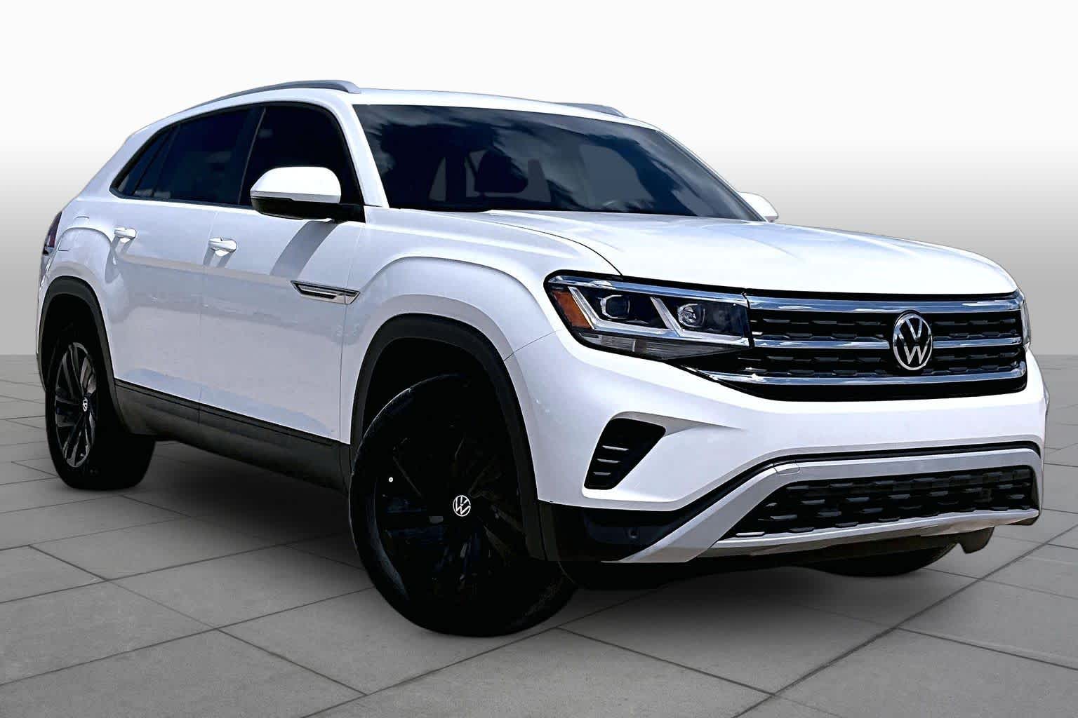 2022 Volkswagen Atlas Cross Sport 2.0T SE w/Technology Pure White at AutoNation USA Houston