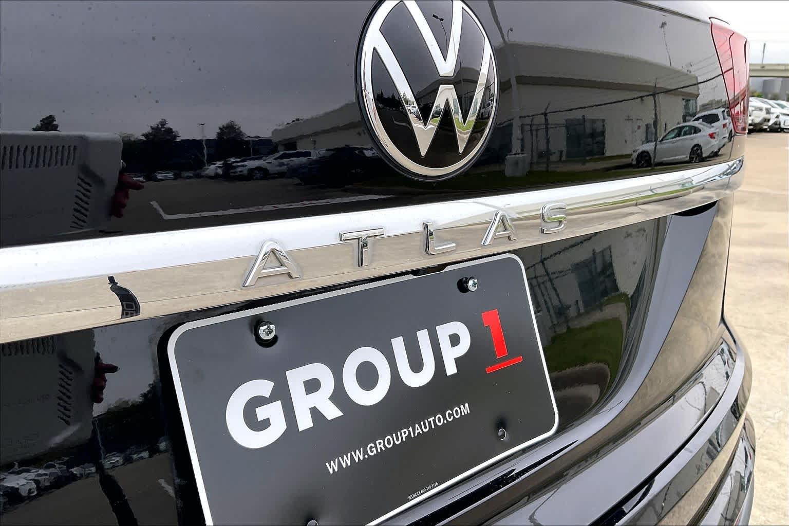 2021 Volkswagen Atlas Cross Sport 2.0T SE w/Technology Deep Black Pearl at AutoNation Chrysler Jeep Dodge Ram Spring