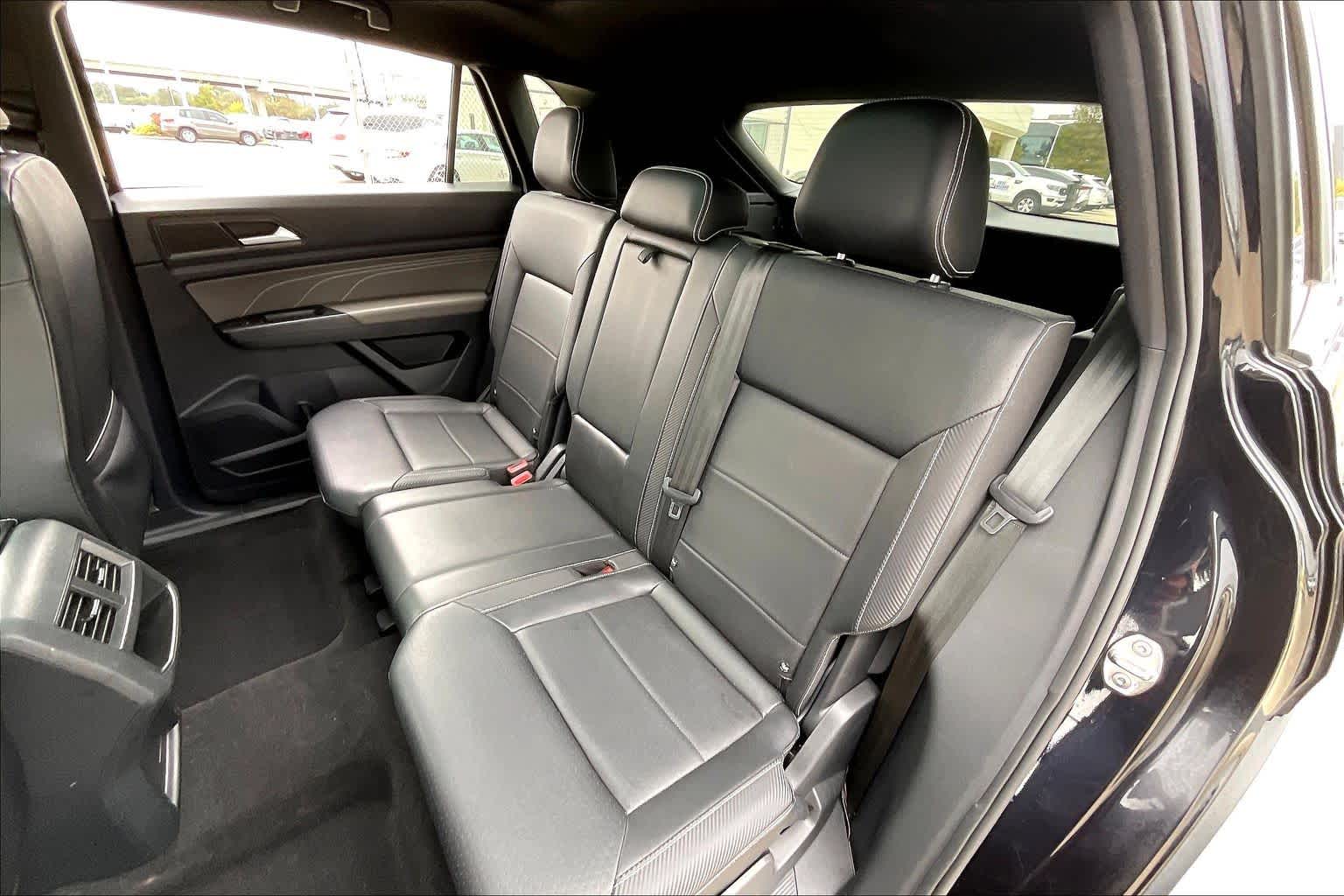 2021 Volkswagen Atlas Cross Sport 2.0T SE w/Technology Deep Black Pearl at AutoNation Chrysler Jeep Dodge Ram Spring