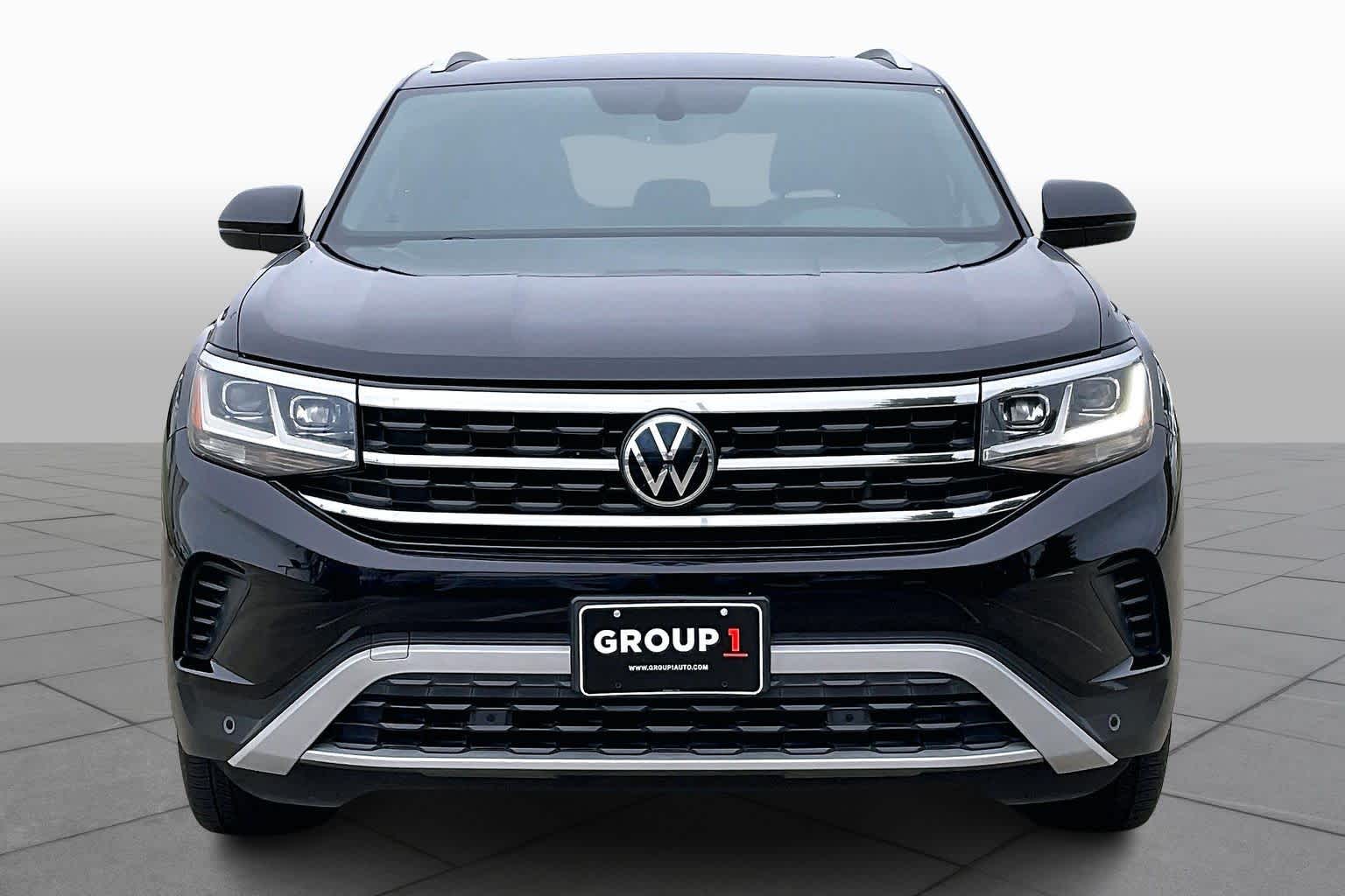2021 Volkswagen Atlas Cross Sport 2.0T SE w/Technology Deep Black Pearl at AutoNation Chrysler Jeep Dodge Ram Spring