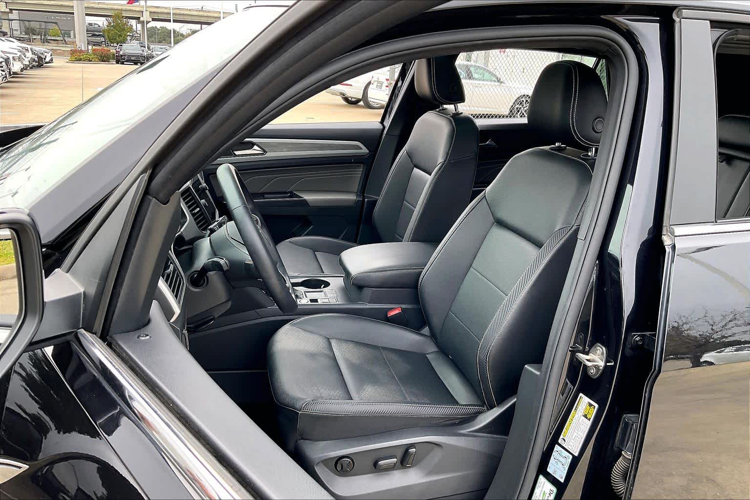 2021 Volkswagen Atlas Cross Sport 2.0T SE w/Technology Deep Black Pearl at AutoNation Chrysler Jeep Dodge Ram Spring