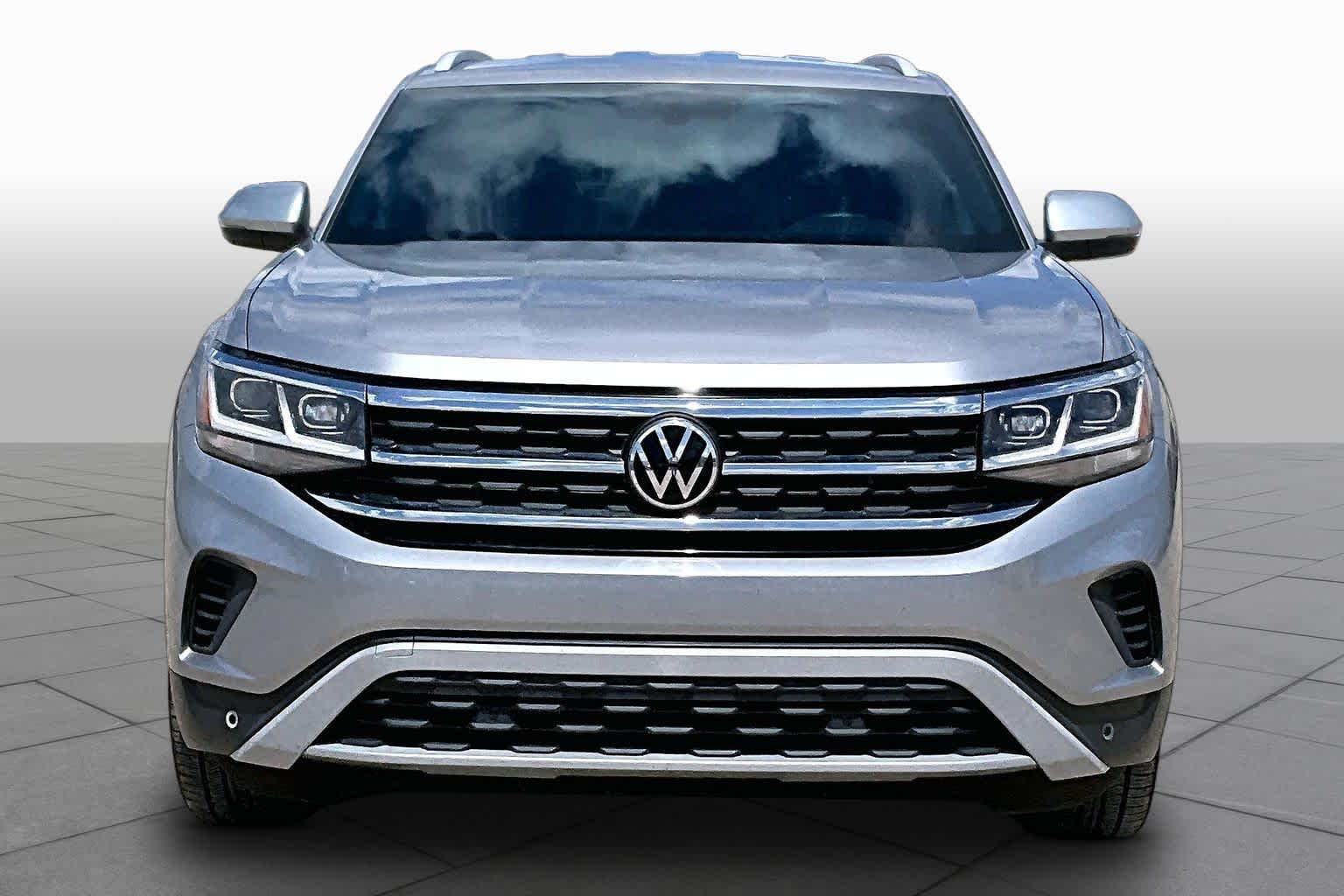 2021 Volkswagen Atlas Cross Sport 2.0T SE w/Technology Pyrite Silver Metallic at AutoNation USA Katy