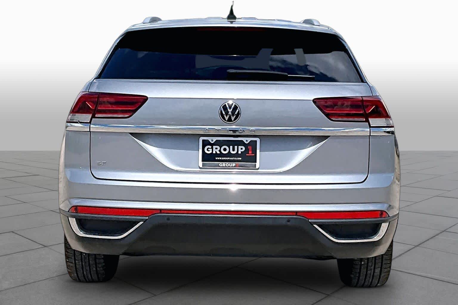 2021 Volkswagen Atlas Cross Sport 2.0T SE w/Technology Pyrite Silver Metallic at AutoNation USA Katy