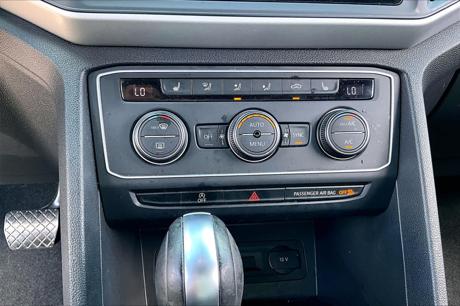 2021 Volkswagen Atlas Cross Sport 2.0T SE w/Technology Pyrite Silver Metallic at AutoNation USA Katy