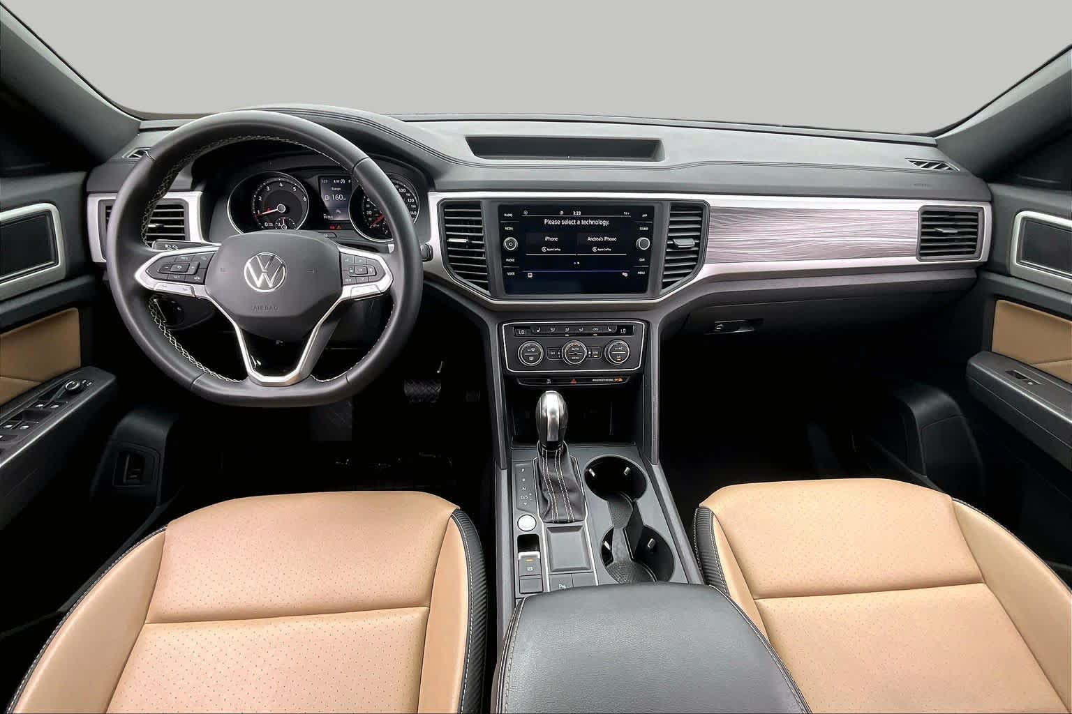 2021 Volkswagen Atlas Cross Sport 2.0T SE w/Technology Pure White at AutoNation USA Katy