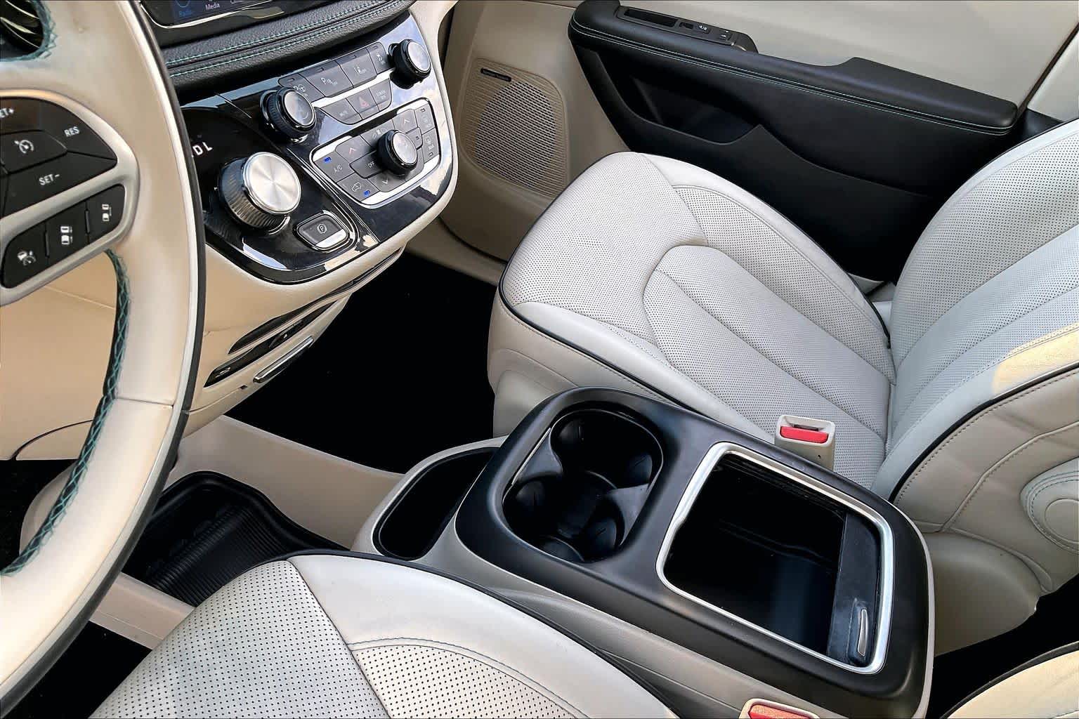 2018 Chrysler Pacifica Hybrid Limited Velvet Red Pearlcoat at AutoNation Ford Gulf Fwy