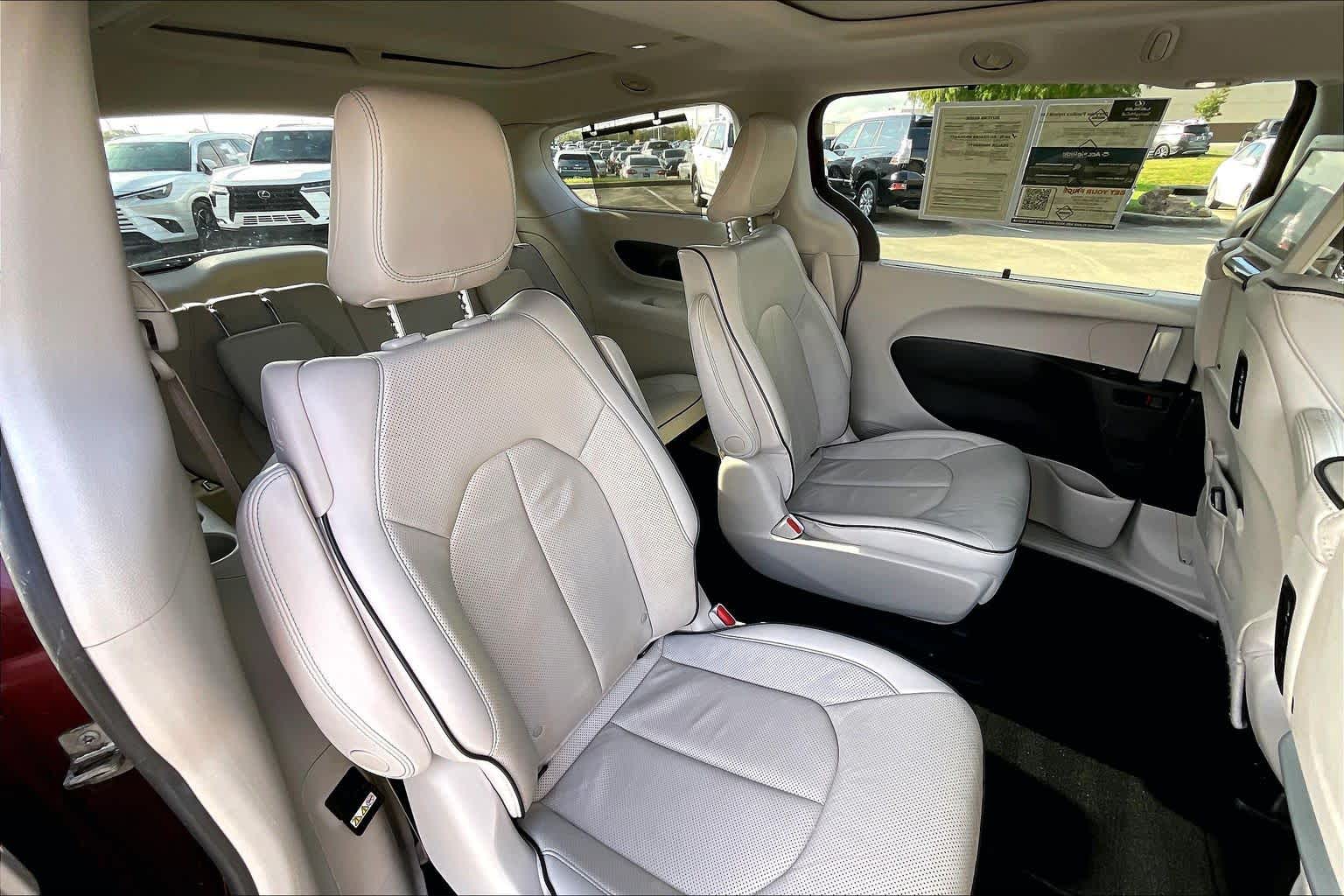 2018 Chrysler Pacifica Hybrid Limited Velvet Red Pearlcoat at AutoNation Ford Gulf Fwy