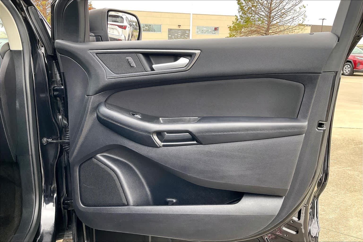 2019 Ford Edge SE Agate Black Metallic at AutoNation Ford Gulf Fwy