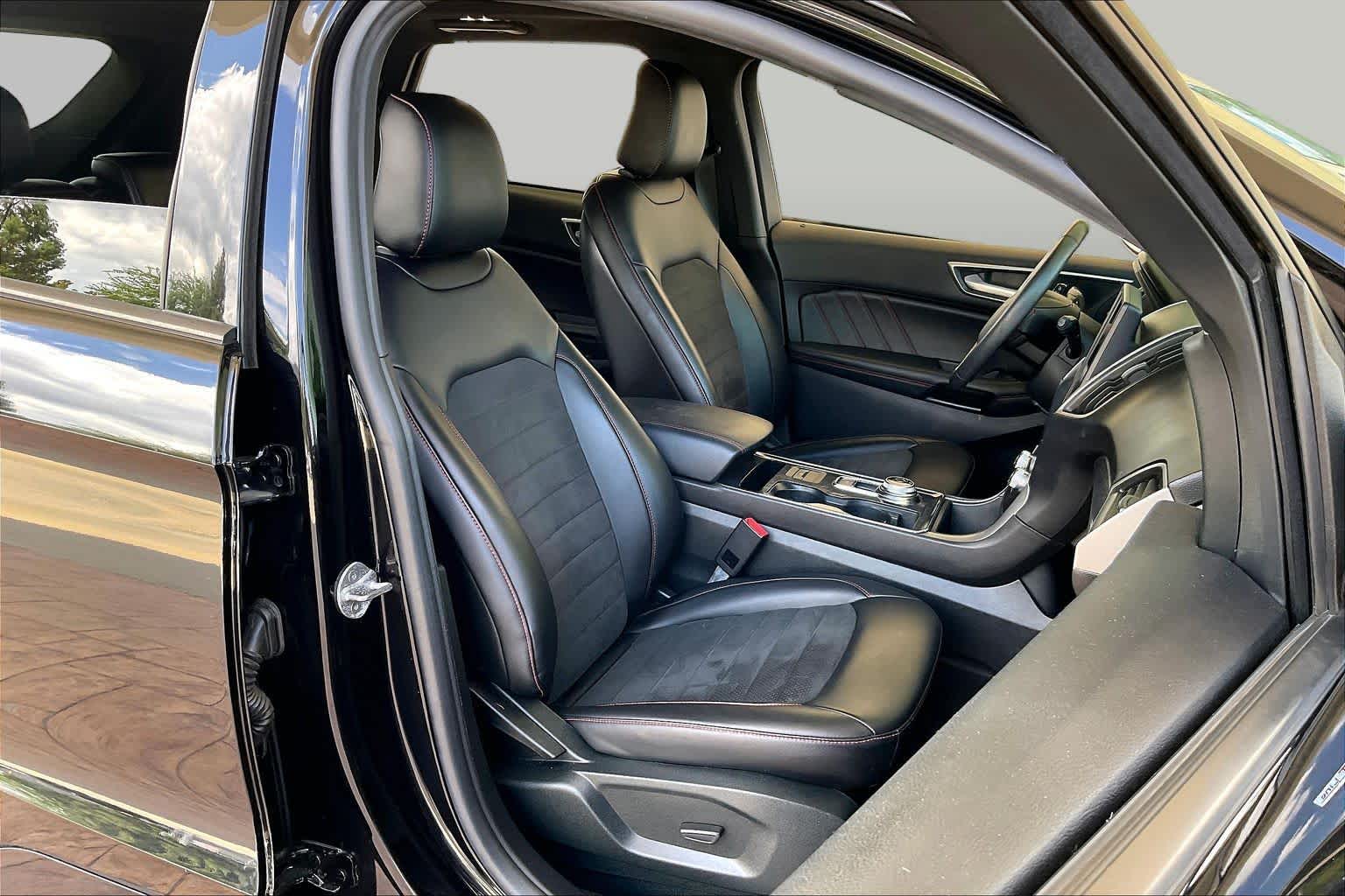 2022 Ford Edge ST-Line Agate Black Metallic at Tomball Ford
