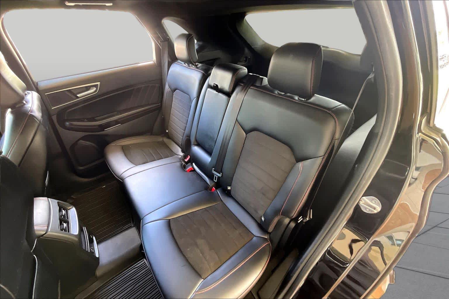 2022 Ford Edge ST-Line Agate Black Metallic at Tomball Ford