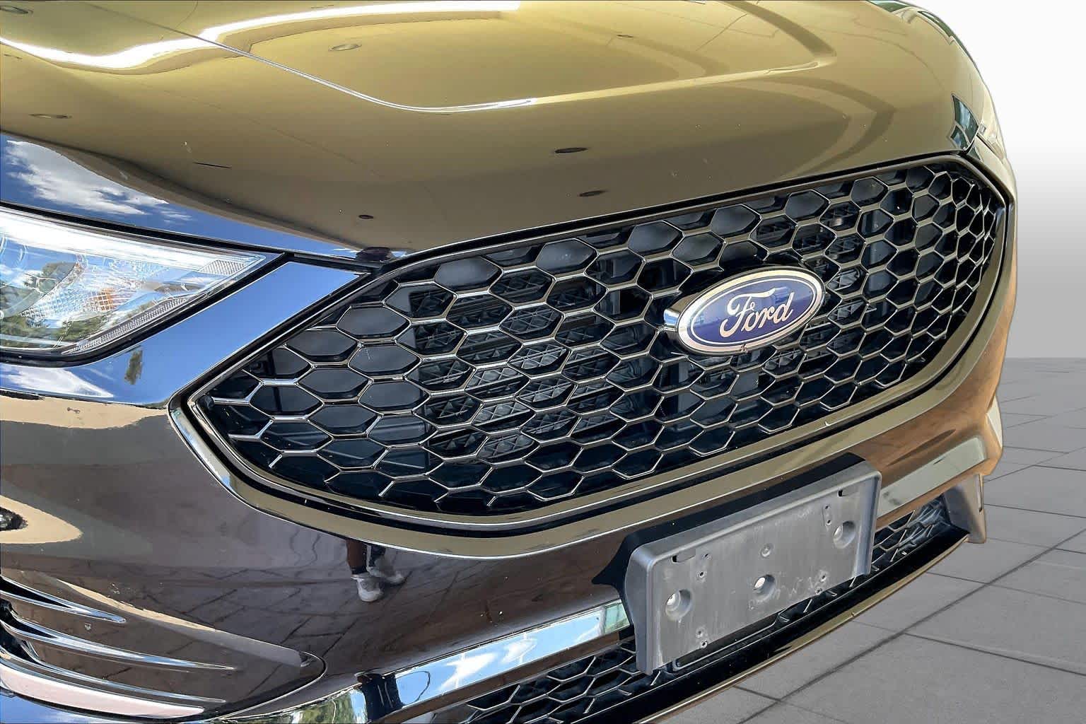 2022 Ford Edge ST-Line Agate Black Metallic at Tomball Ford