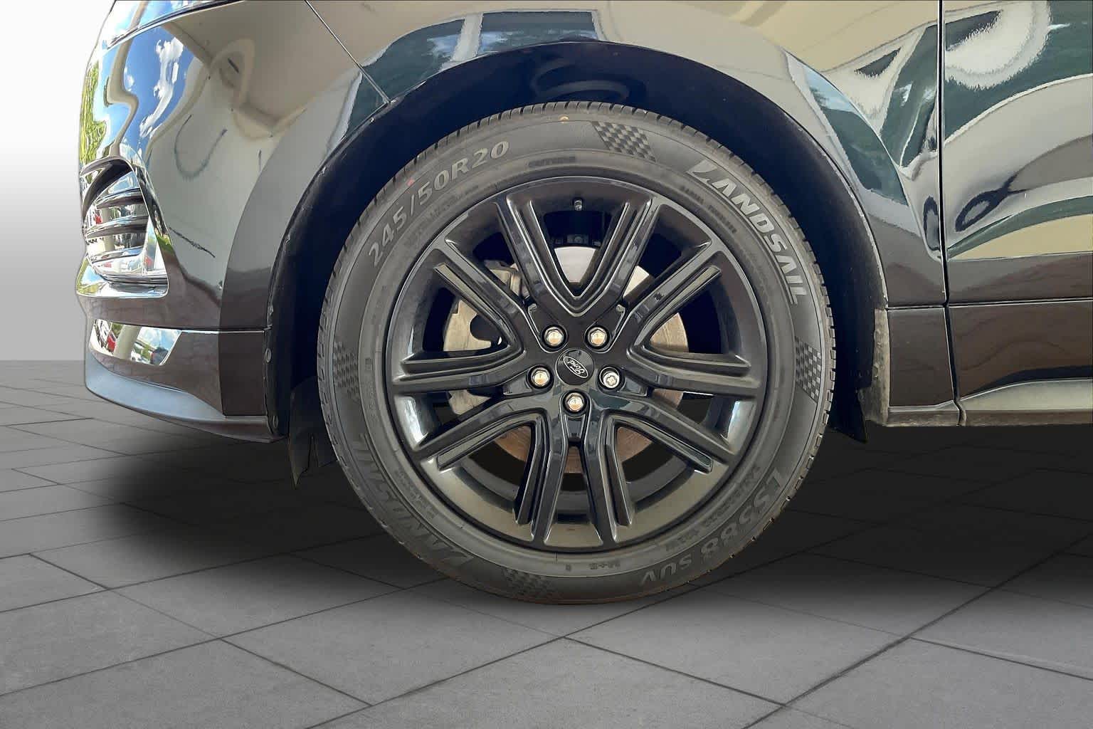 2022 Ford Edge ST-Line Agate Black Metallic at Tomball Ford
