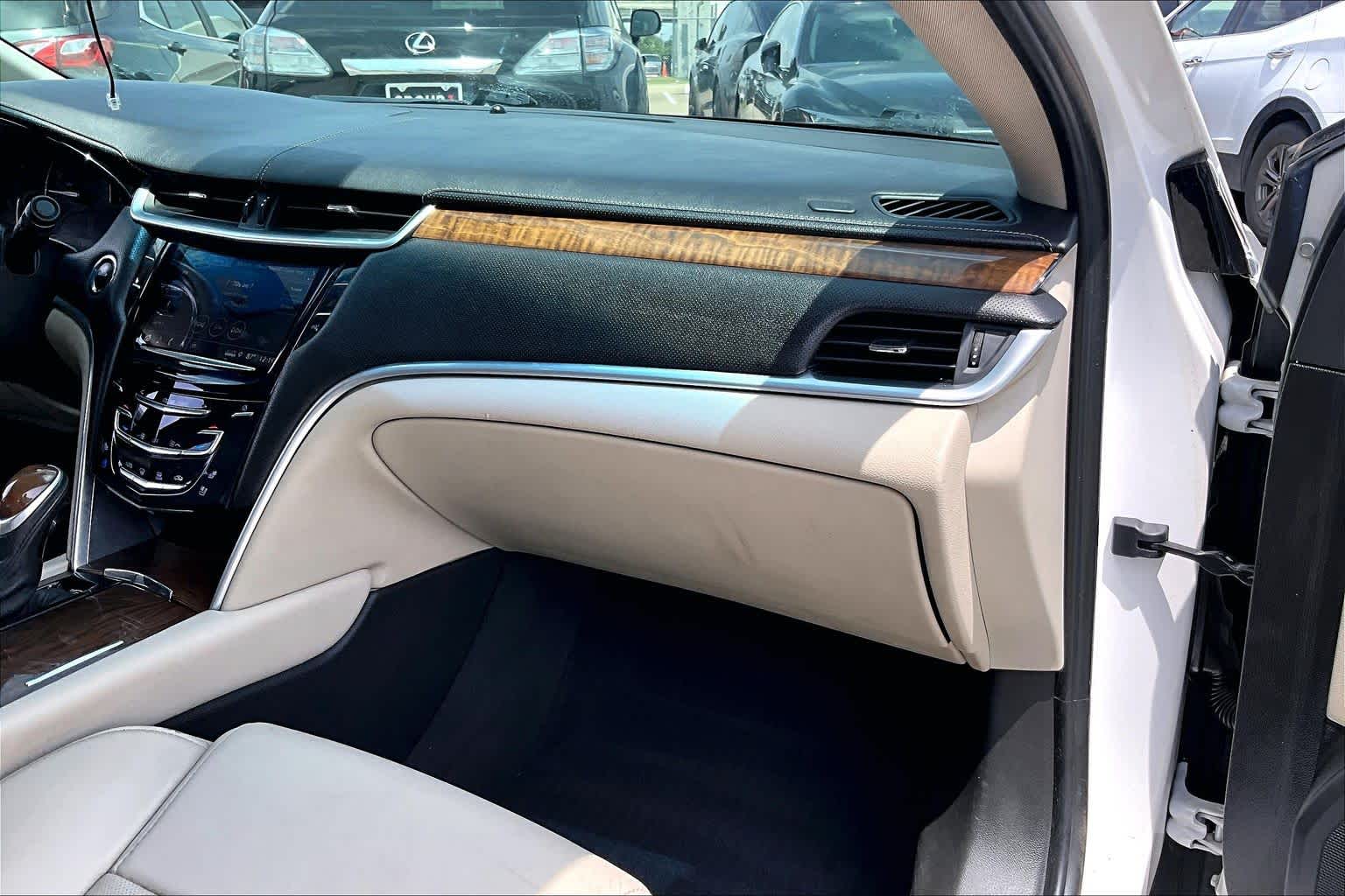 2019 Cadillac XTS Luxury Crystal White Tricoat at Davis Chevrolet