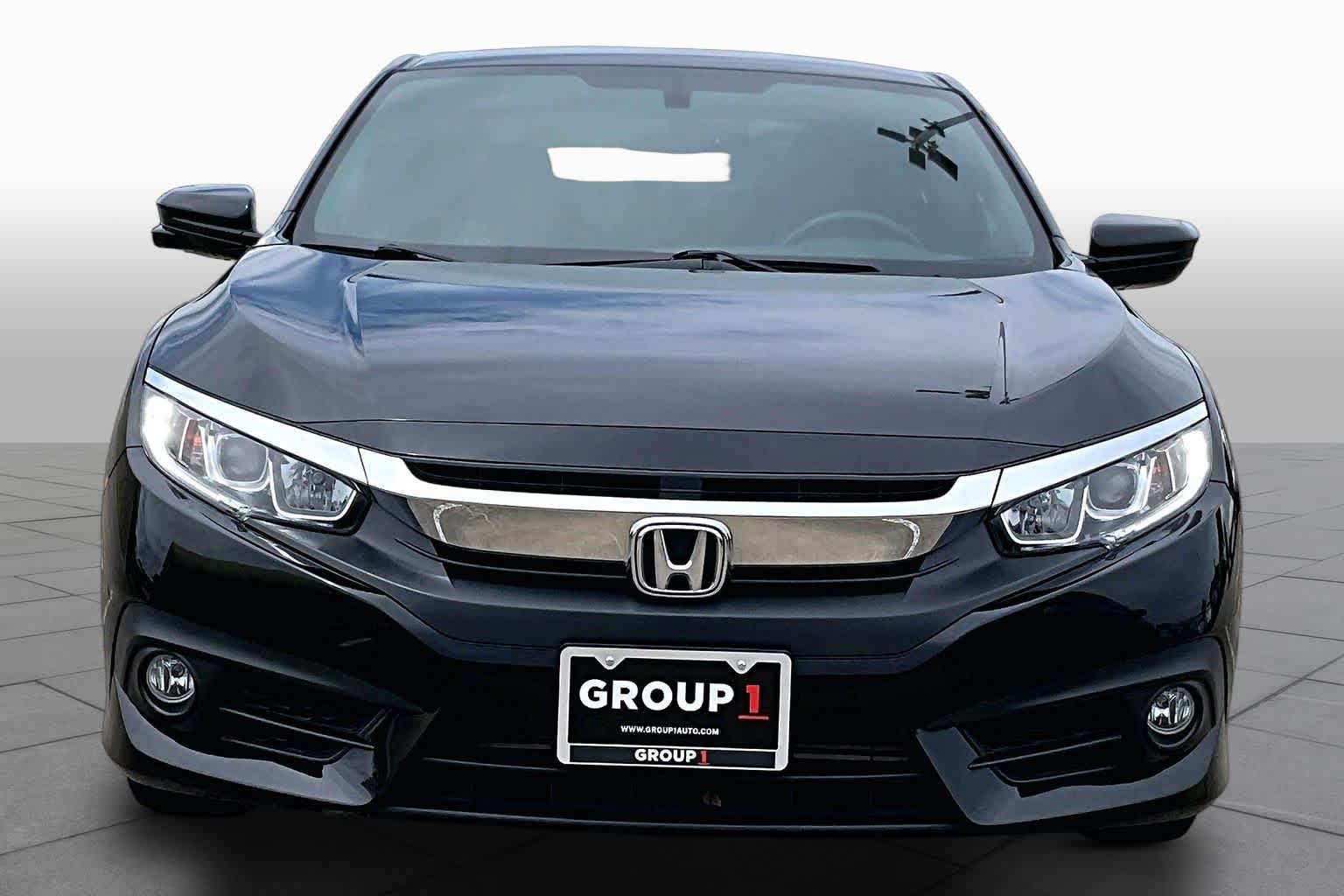 2018 Honda Civic Coupe photo 4 of 33