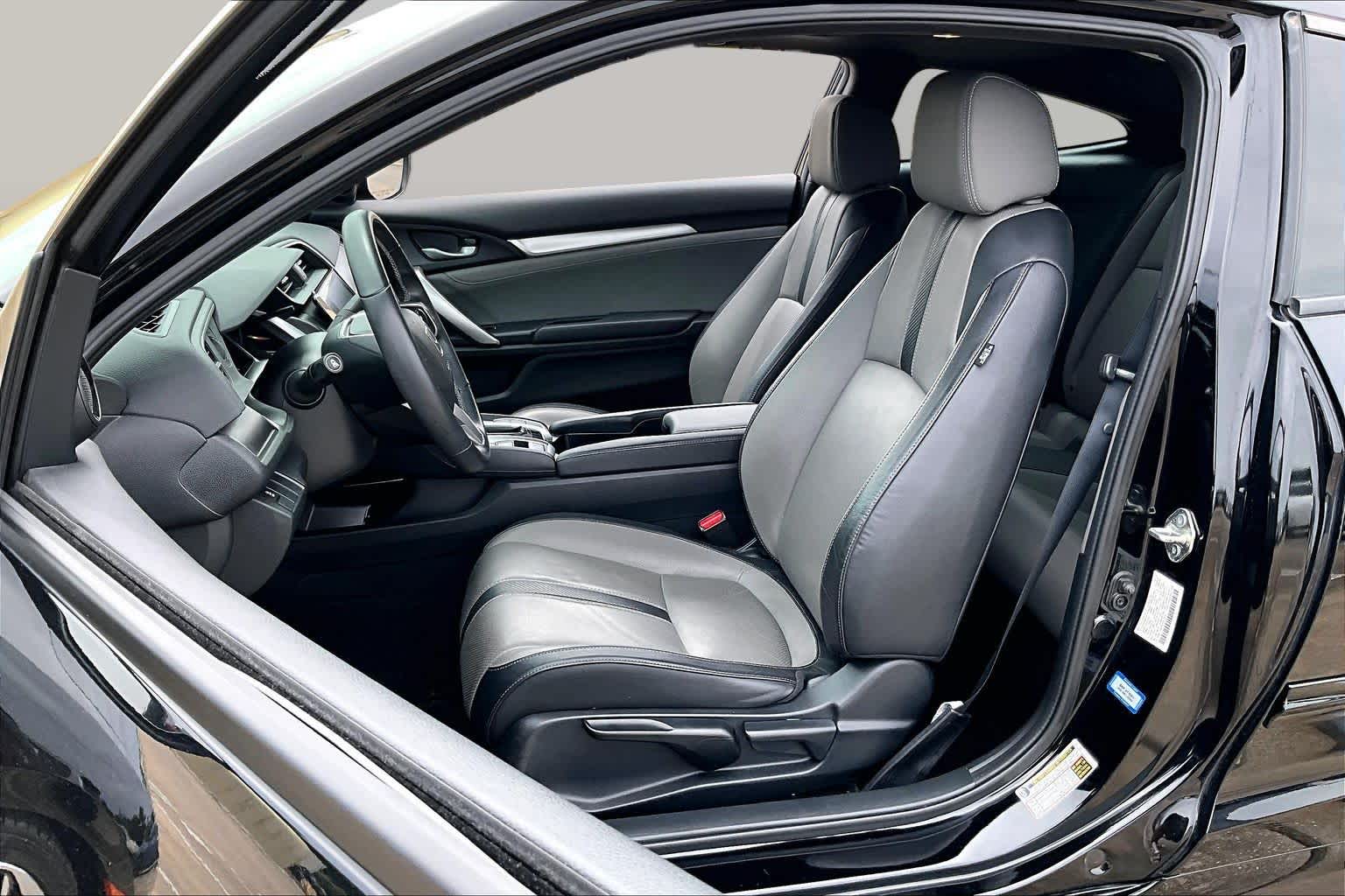 2018 Honda Civic Coupe photo 8 of 33