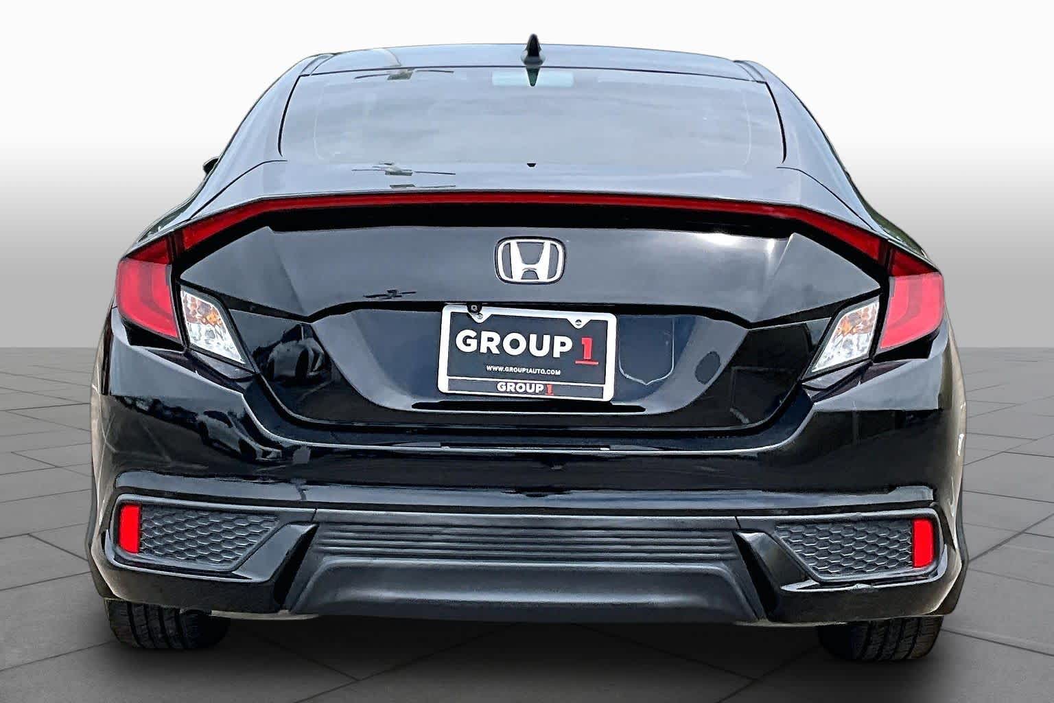 2018 Honda Civic Coupe photo 5 of 33