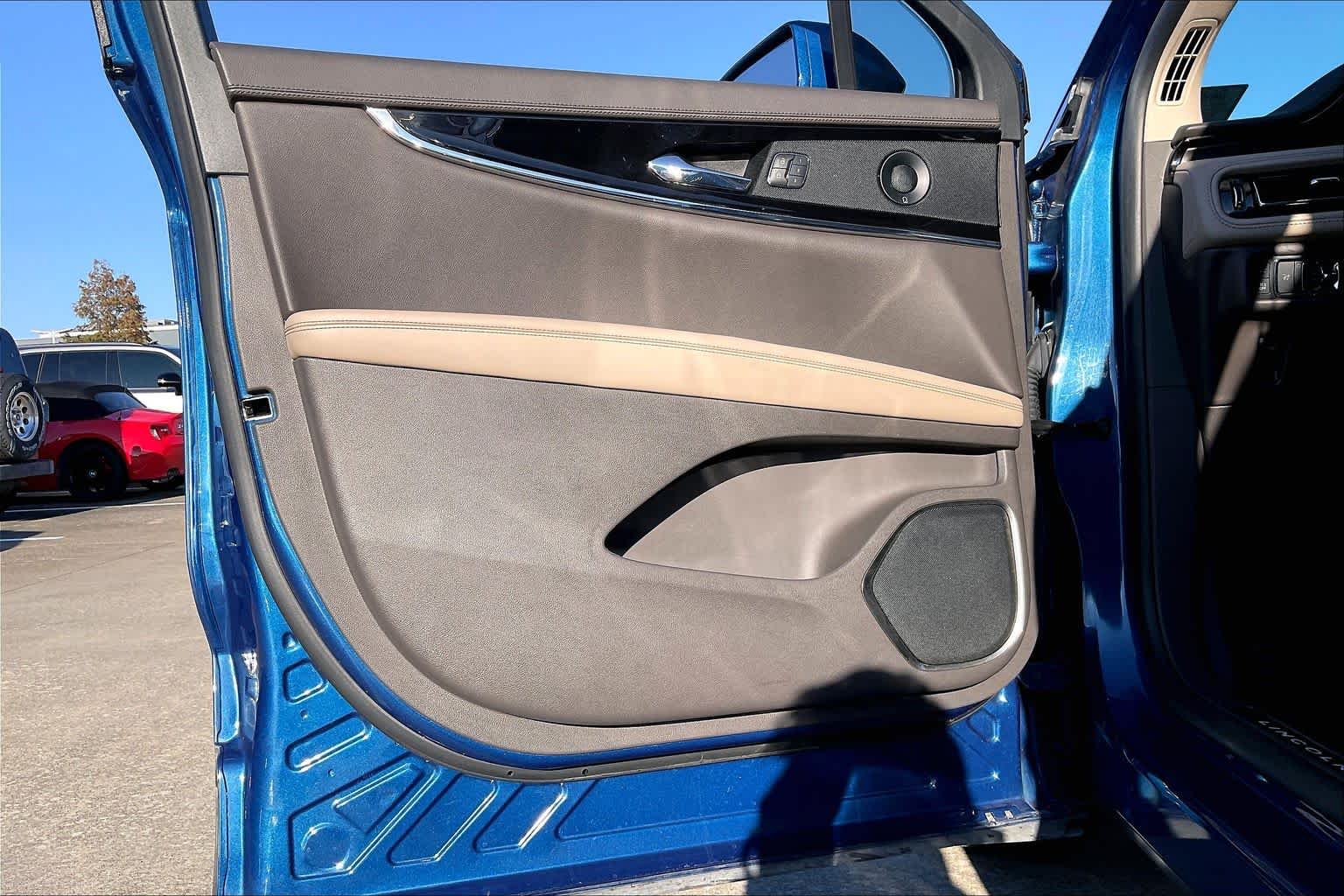 2021 Lincoln Nautilus Reserve Artisan Blue at Honda of Clear Lake