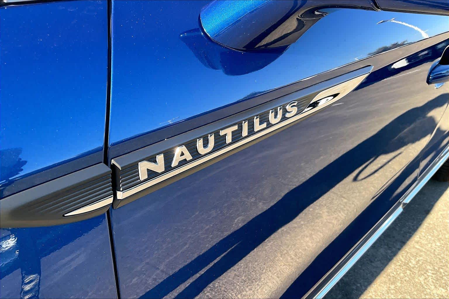 2021 Lincoln Nautilus Reserve Artisan Blue at Honda of Clear Lake