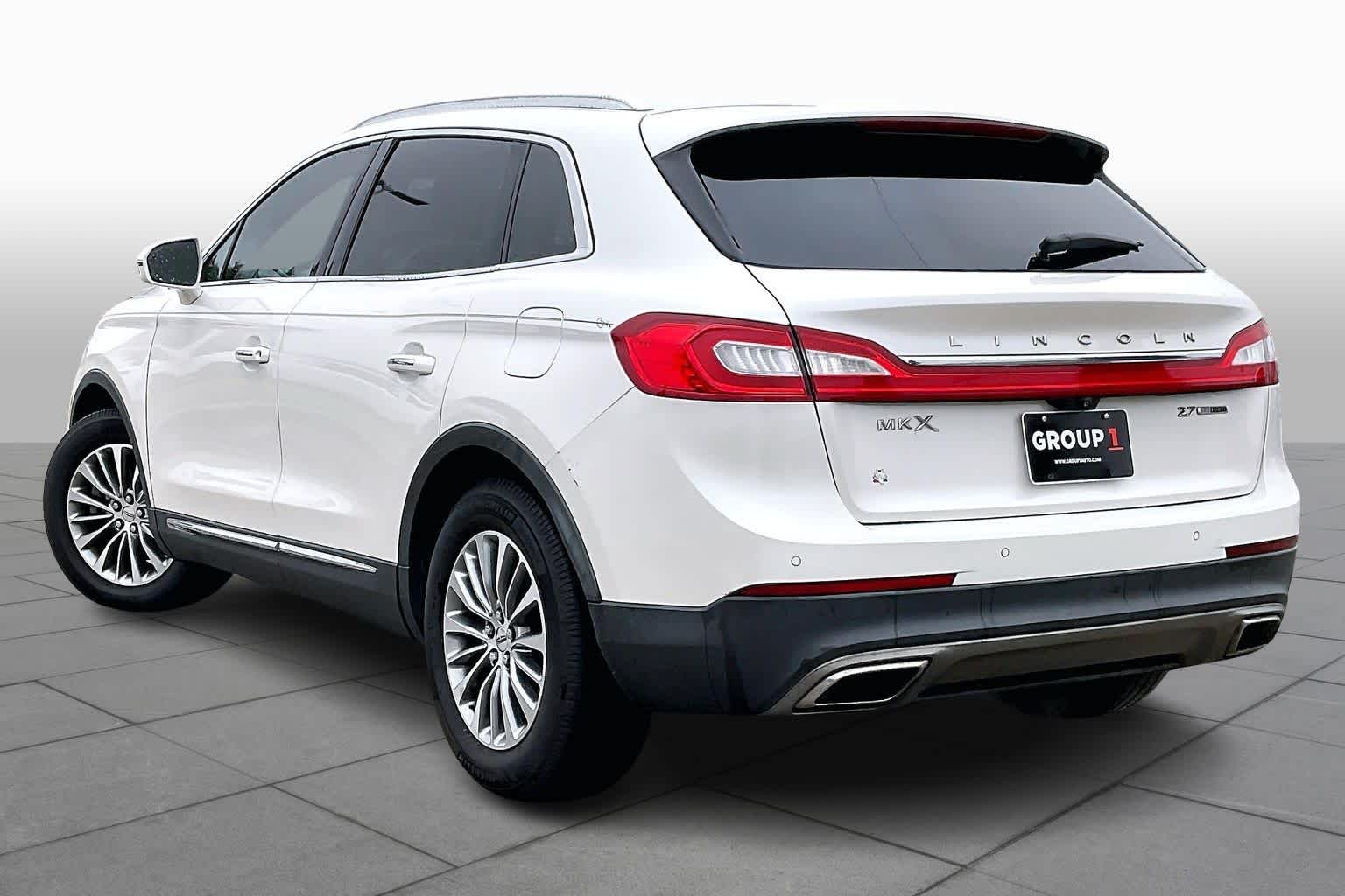 2016 Lincoln MKX Select White Platinum Metallic Tri-Coat at Mac Haik Ford