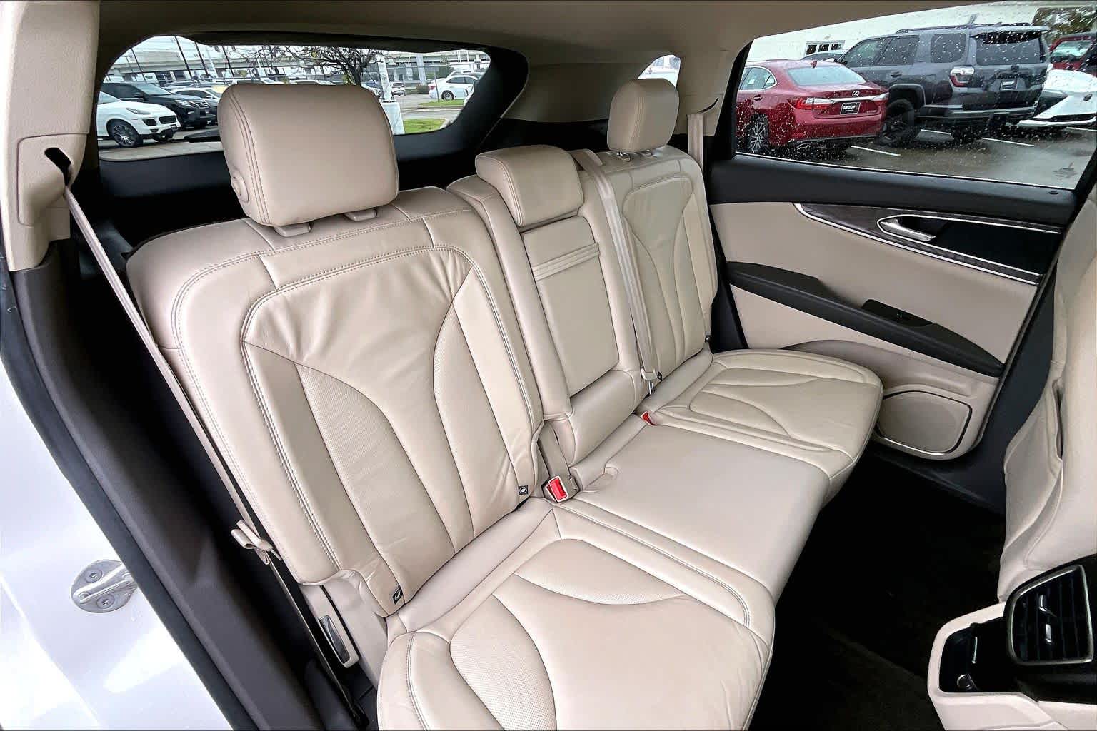 2016 Lincoln MKX Select White Platinum Metallic Tri-Coat at Mac Haik Ford